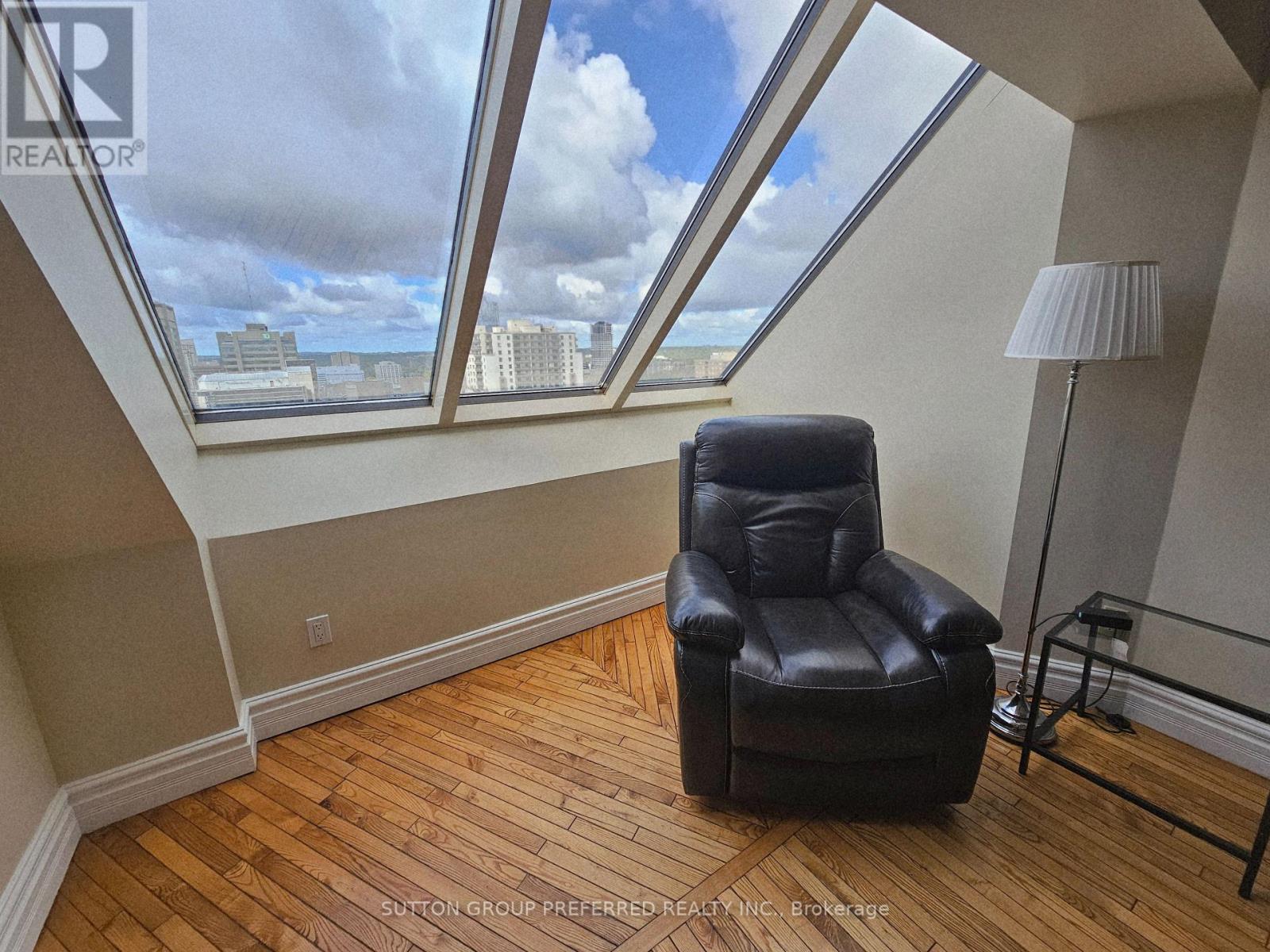 2404 - 389 Dundas Street, London East, Ontario  N6B 3L5 - Photo 8 - X12636738