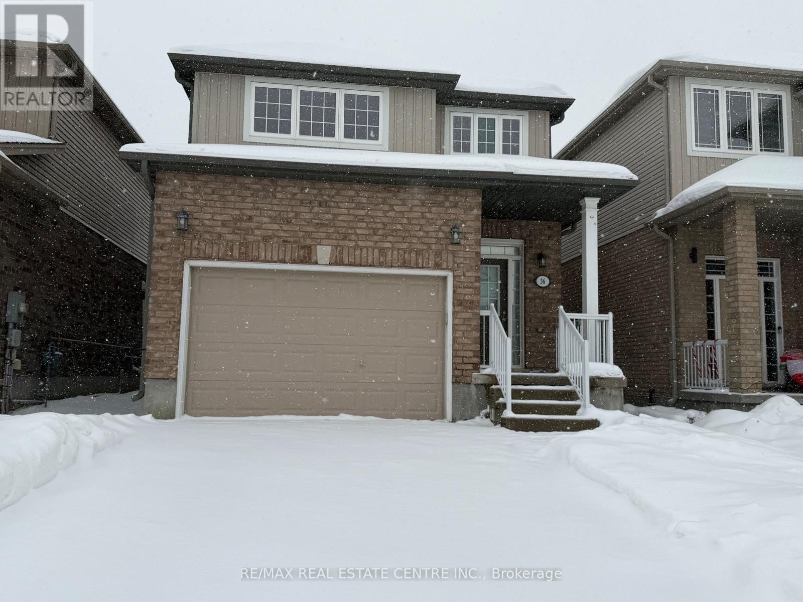 36 SPARROW AVENUE, Cambridge, Ontario