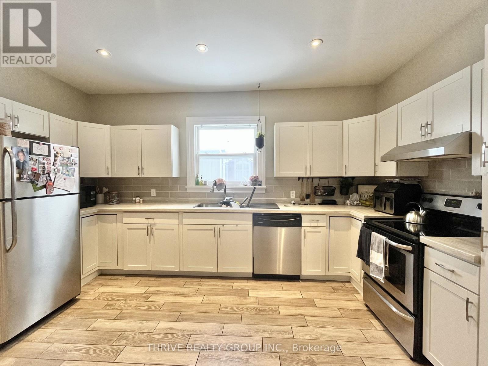 A - 448 Simcoe Street, London East, Ontario  N6B 1K2 - Photo 4 - X12636754