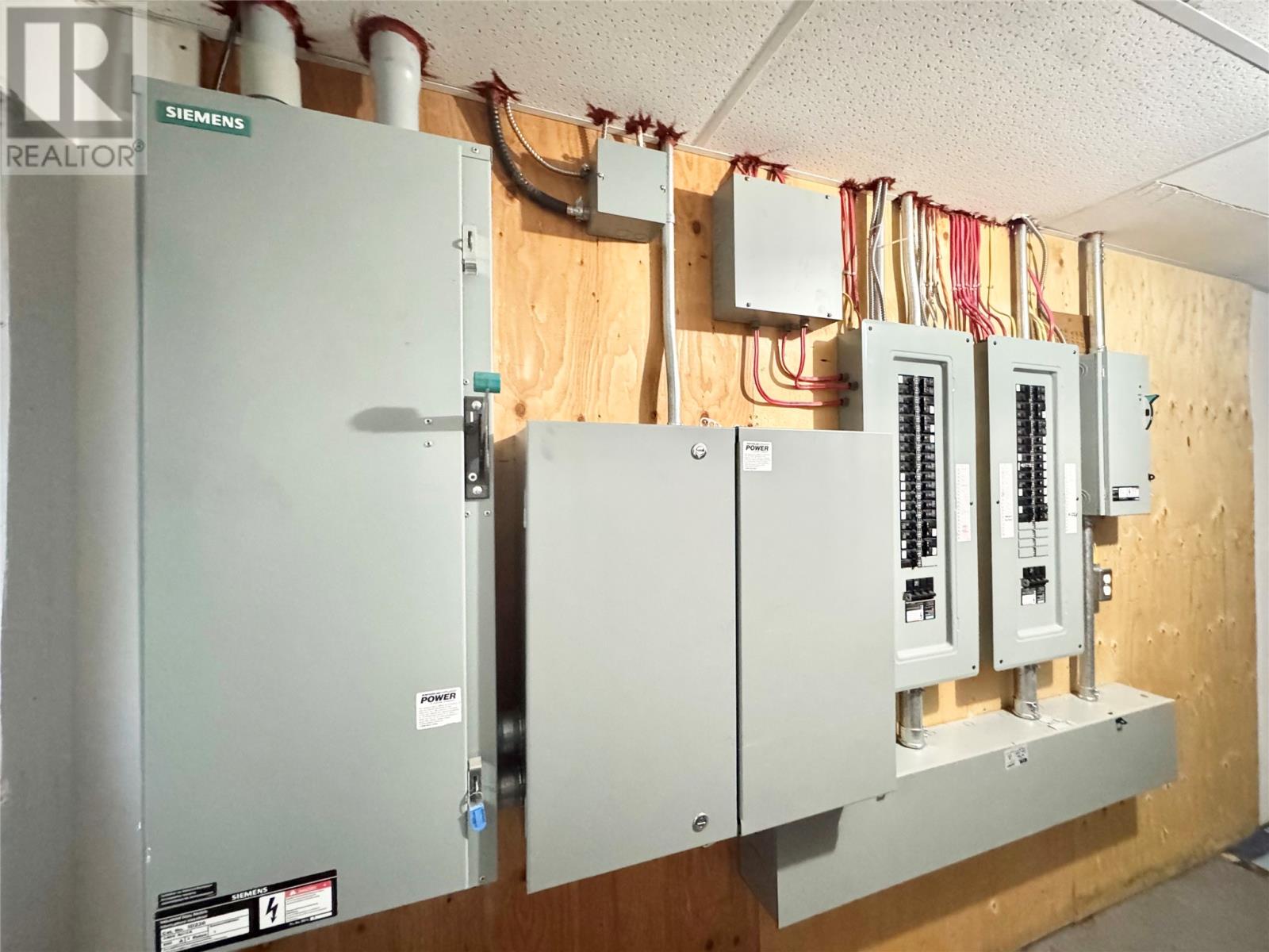 22 Lincoln Road Grand falls-Windsor Newfoundland & Labrador Canada A1A1M8, for Sale, residential, Haris Barki, Keller Williams Platinum Realty