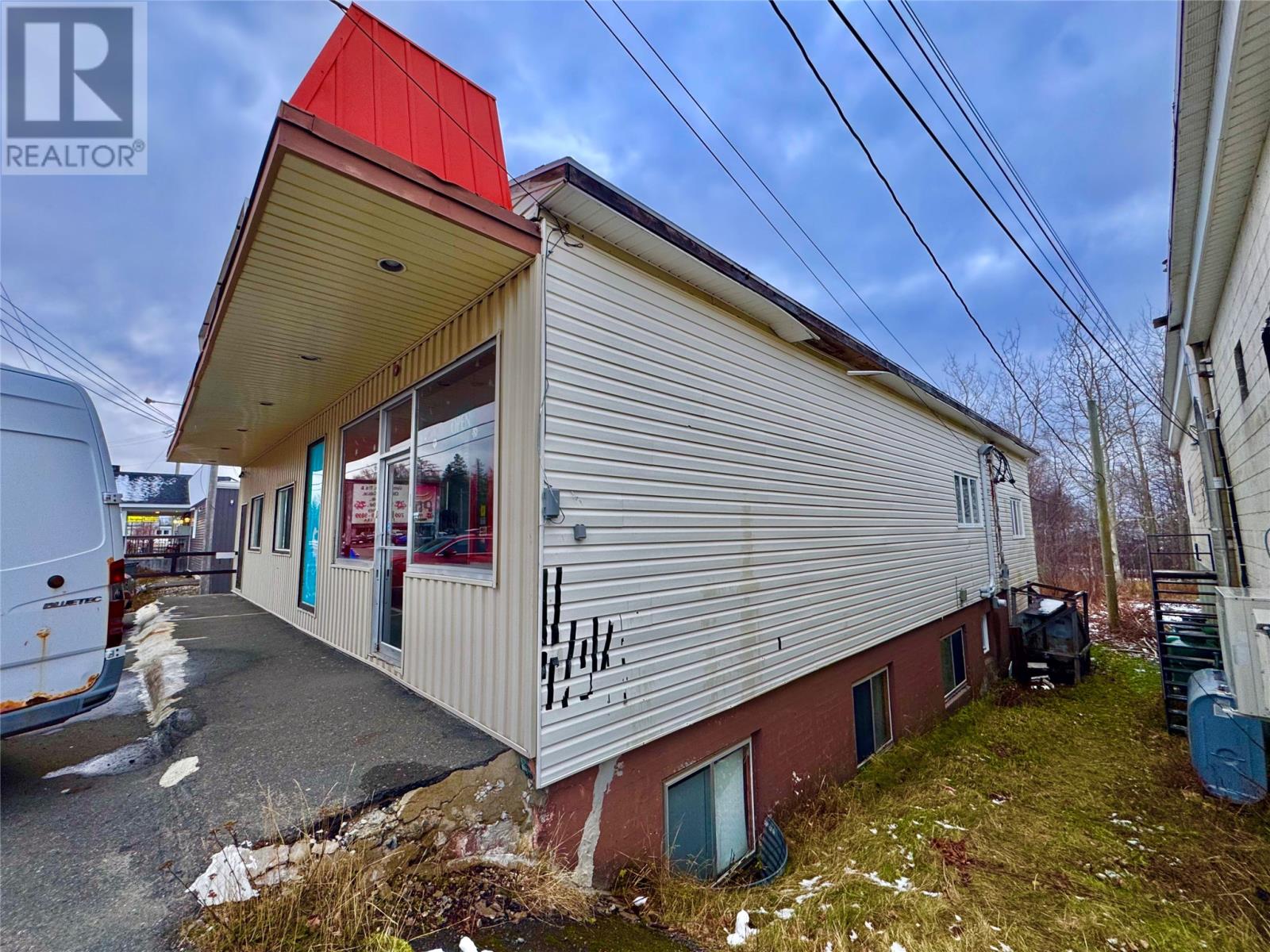 22 Lincoln Road, Grand Falls-Windsor, Newfoundland & Labrador  A1A 1M8 - Photo 2 - 1293315