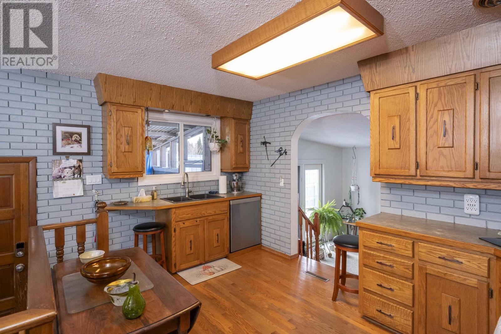 327 Ford St N, Thunder Bay, Ontario  P7C 4L6 - Photo 13 - TB253577