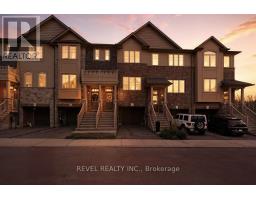 33 BARLEY LANE, Hamilton, Ontario