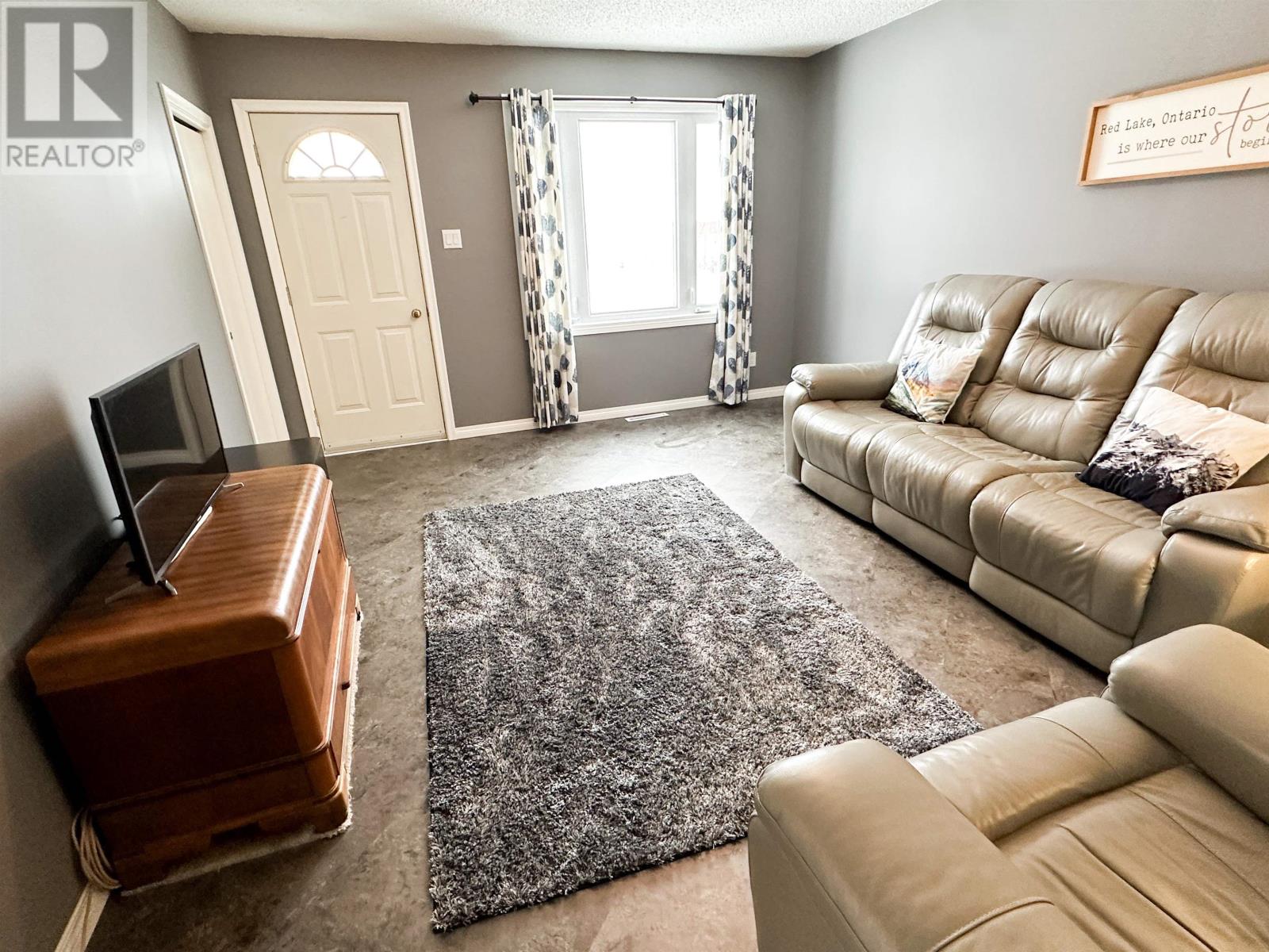 99 Detta Rd, Balmertown, Ontario  P0V 1C0 - Photo 4 - TB253603