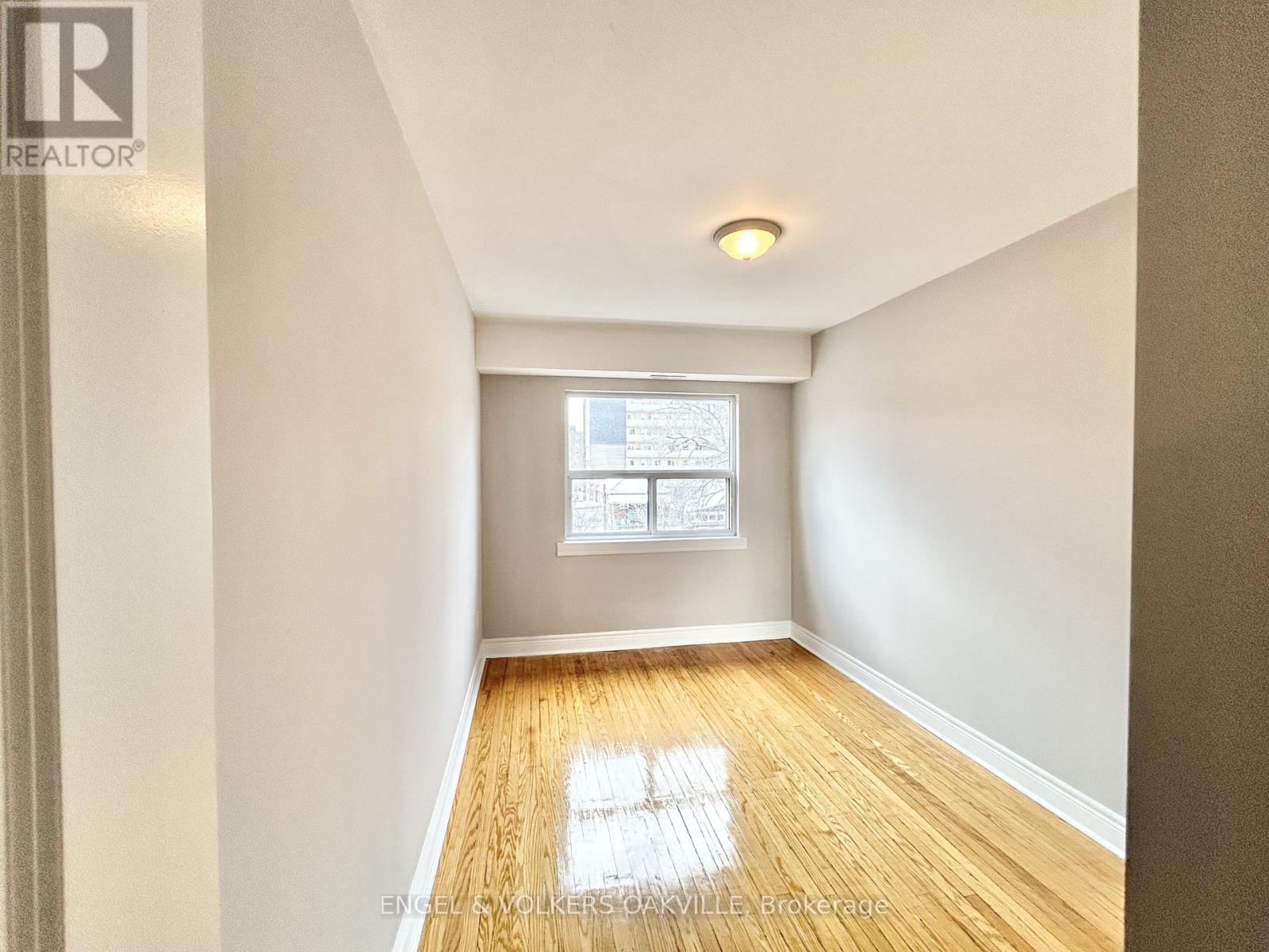 311 - 9 Thirty Third Street, Toronto, Ontario  M8W 3G7 - Photo 7 - W12604020