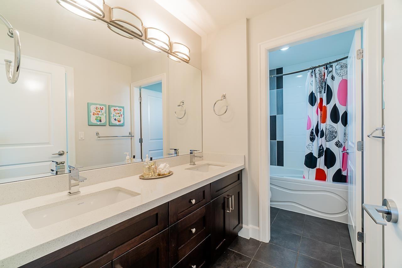 33773 Knight Avenue, Mission, British Columbia  V2V 7C7 - Photo 6 - R3074067