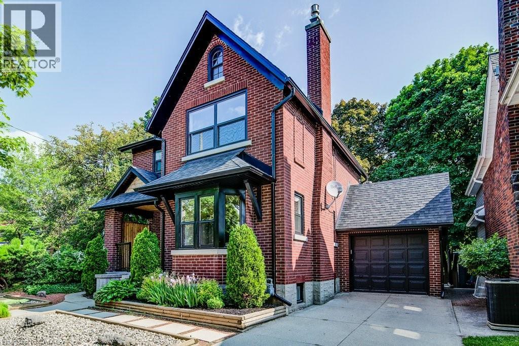 34 SEVERN Avenue, Kitchener, Ontario