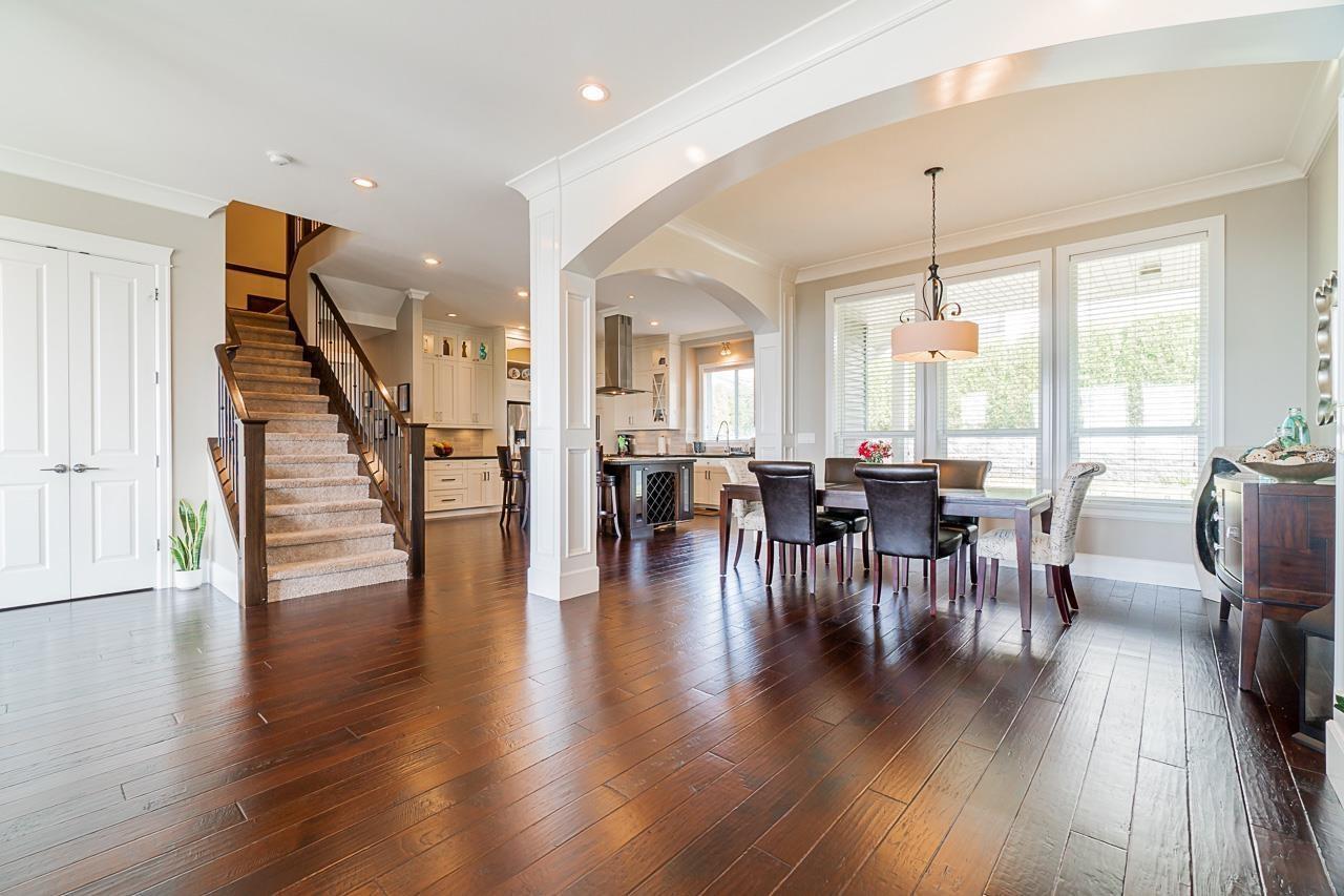 33773 Knight Avenue, Mission, British Columbia  V2V 7C7 - Photo 2 - R3074067