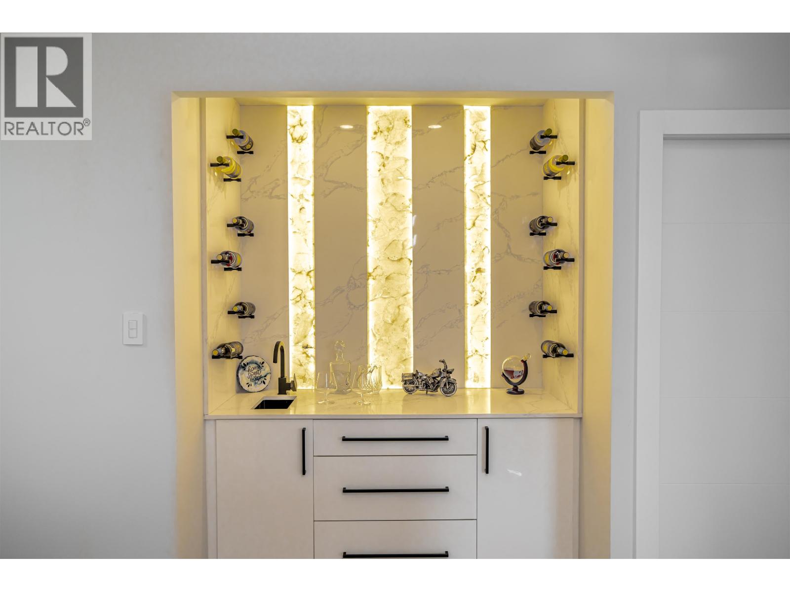 1804 5885 Olive Avenue, Burnaby, British Columbia  V5H 4N8 - Photo 6 - R3073981