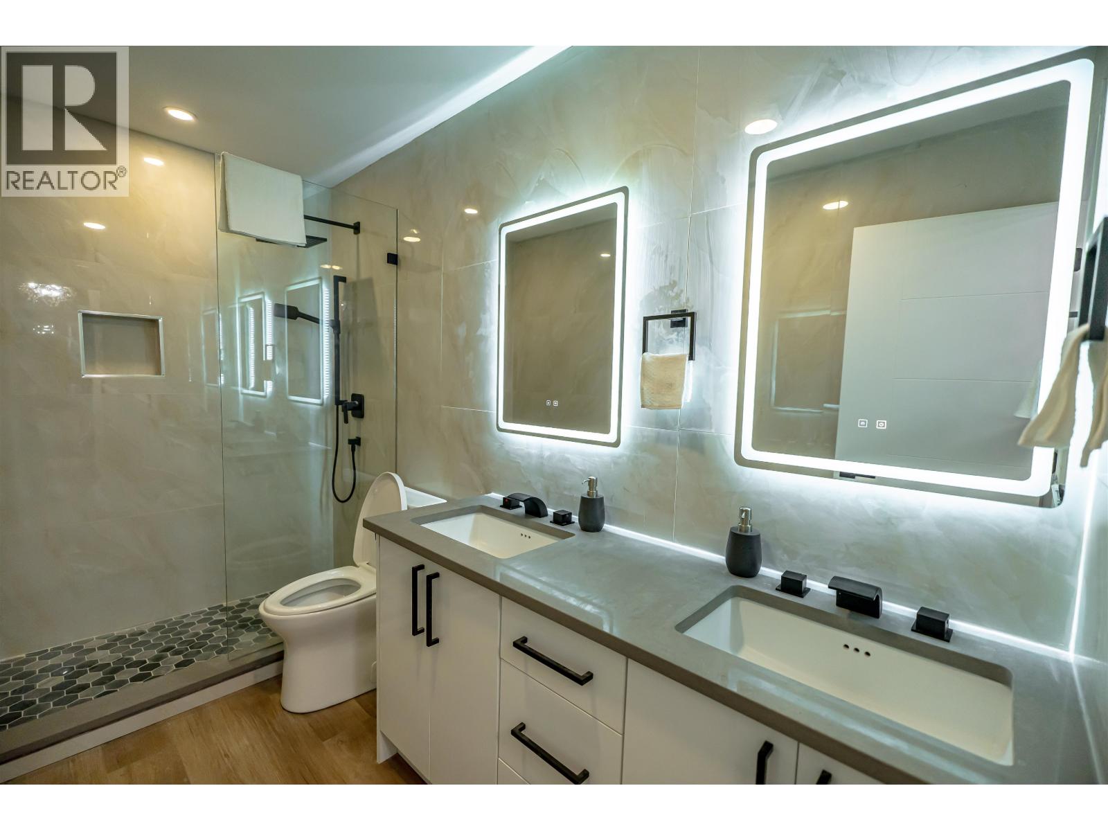 1804 5885 Olive Avenue, Burnaby, British Columbia  V5H 4N8 - Photo 12 - R3073981