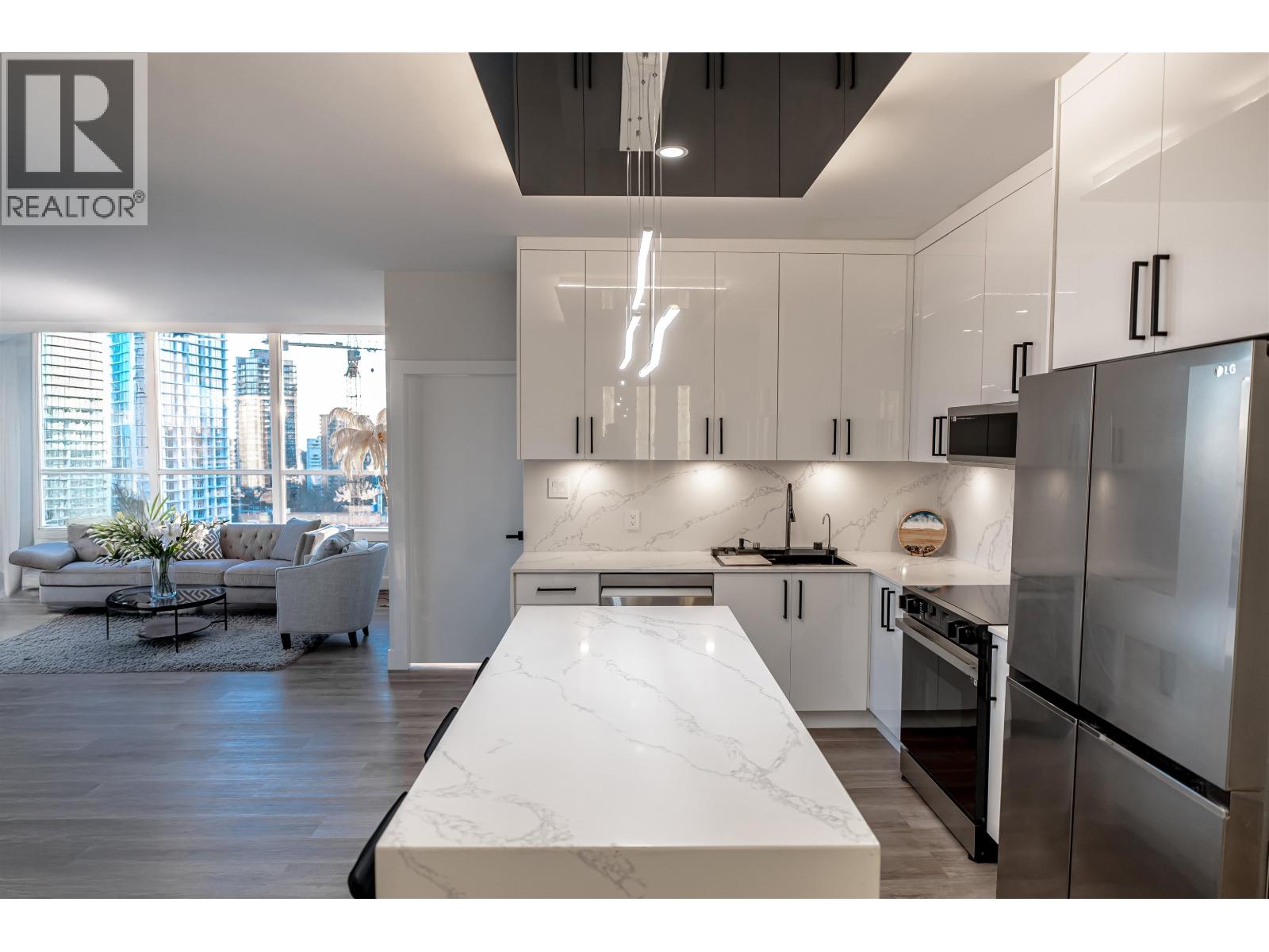 1804 5885 Olive Avenue, Burnaby, British Columbia  V5H 4N8 - Photo 3 - R3073981