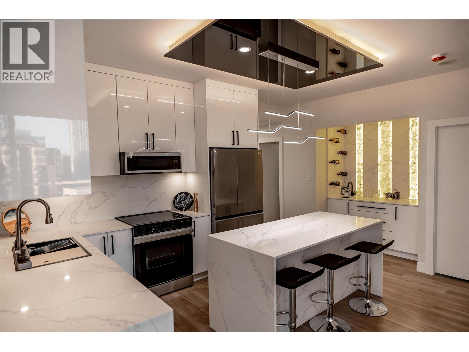 1804 5885 Olive Avenue, Burnaby, British Columbia  V5H 4N8 - Photo 4 - R3073981