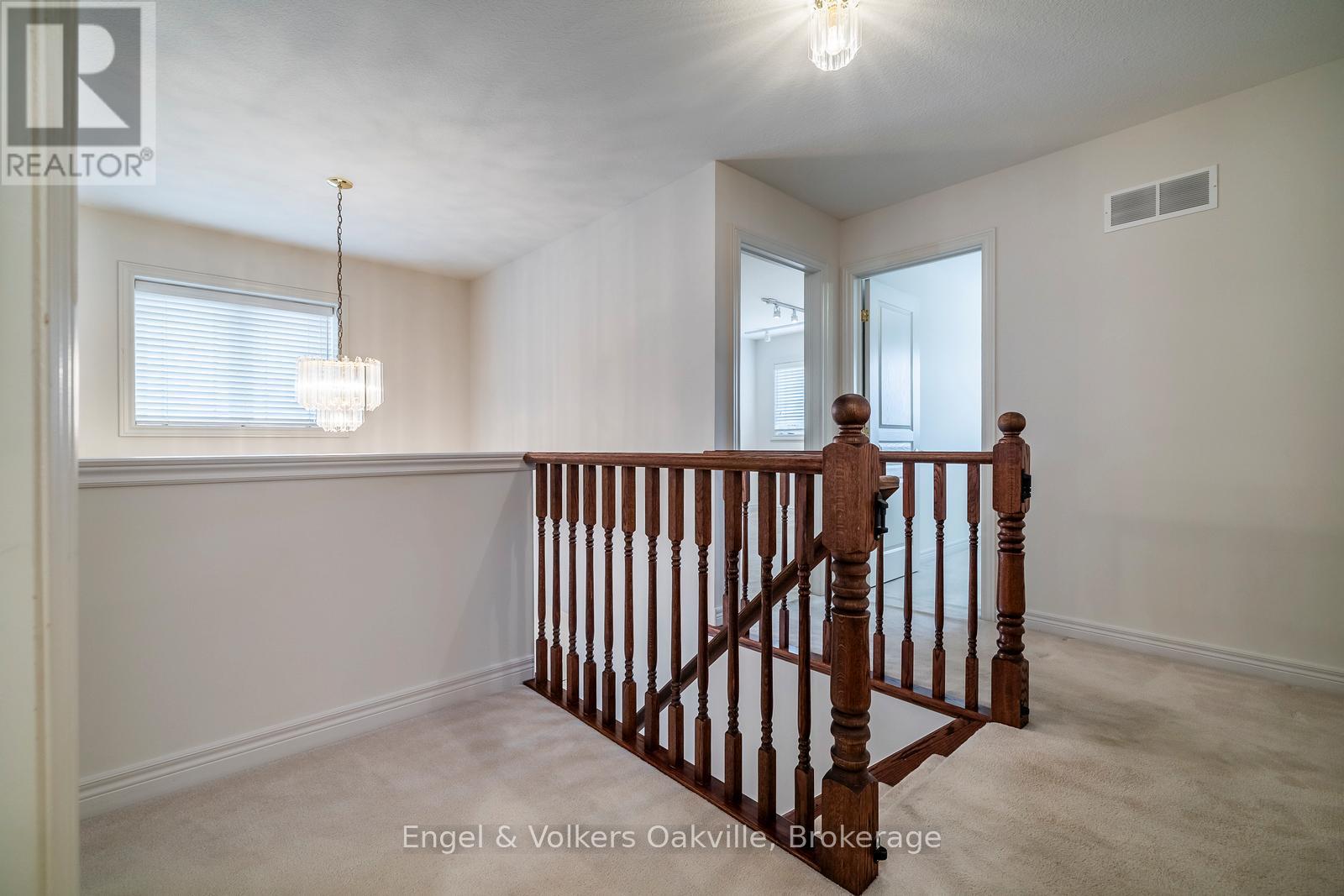 17 - 2169 Orchard Road S, Burlington, Ontario  L7L 7H9 - Photo 20 - W12509046