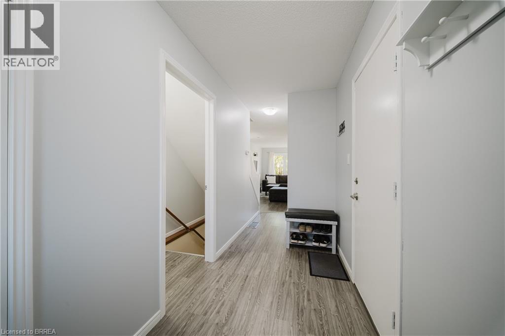 431 Springbank Avenue N Unit# 431, Woodstock, Ontario  N4T 1H8 - Photo 6 - 40794081