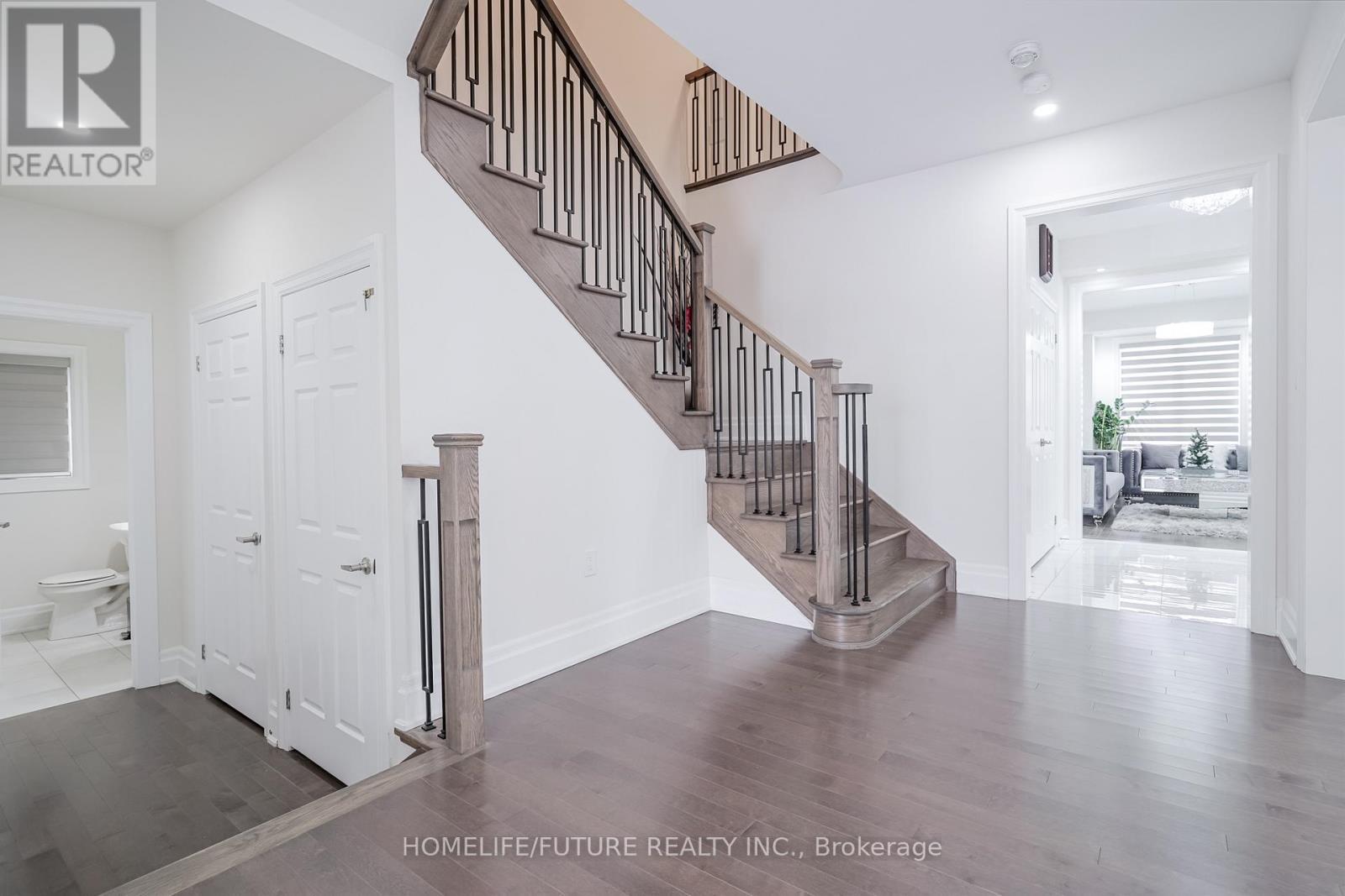 227 Northglen Boulevard, Clarington, Ontario  L1C 0T9 - Photo 8 - E12636710