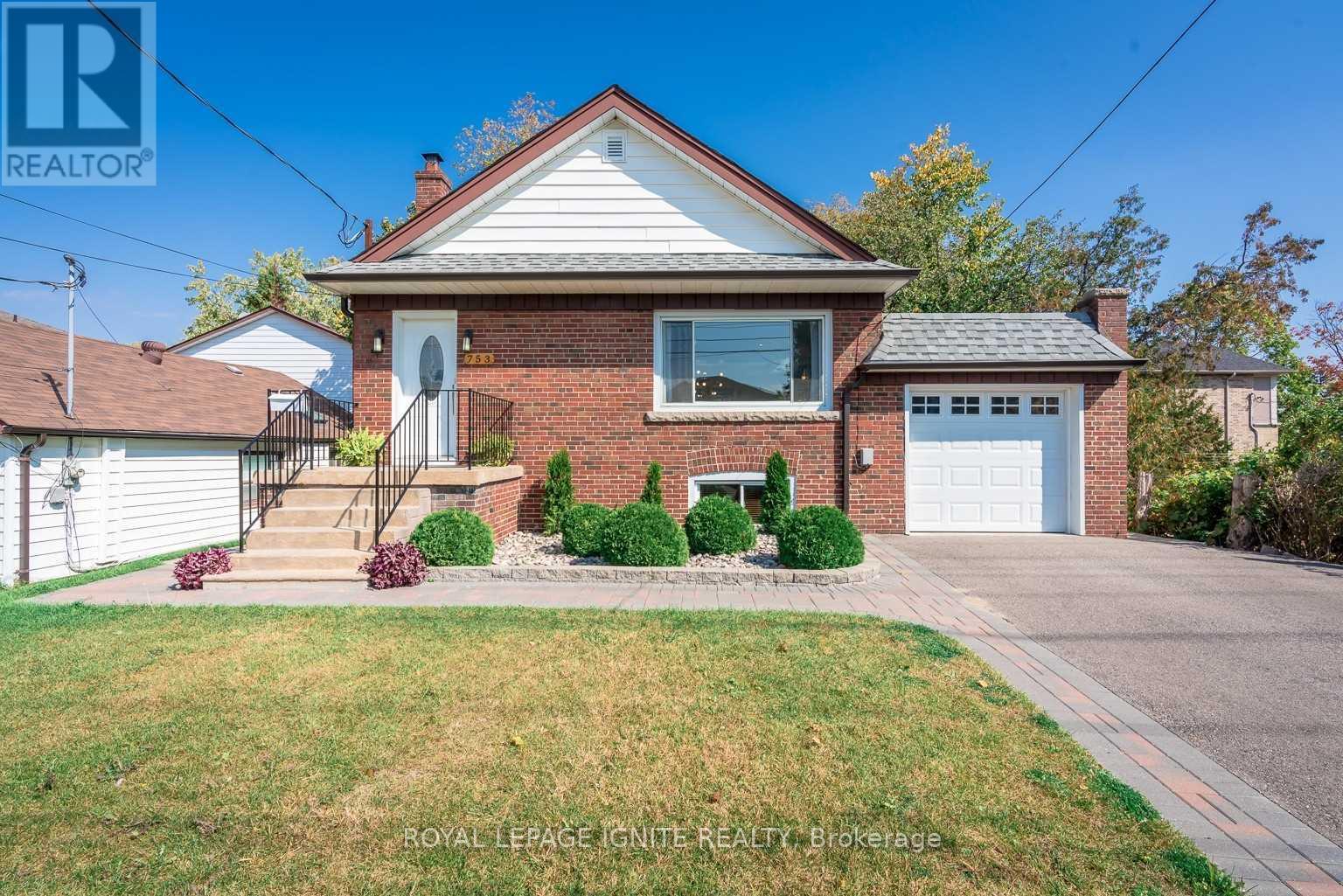 MAIN - 753 MORRISH ROAD, Toronto, Ontario