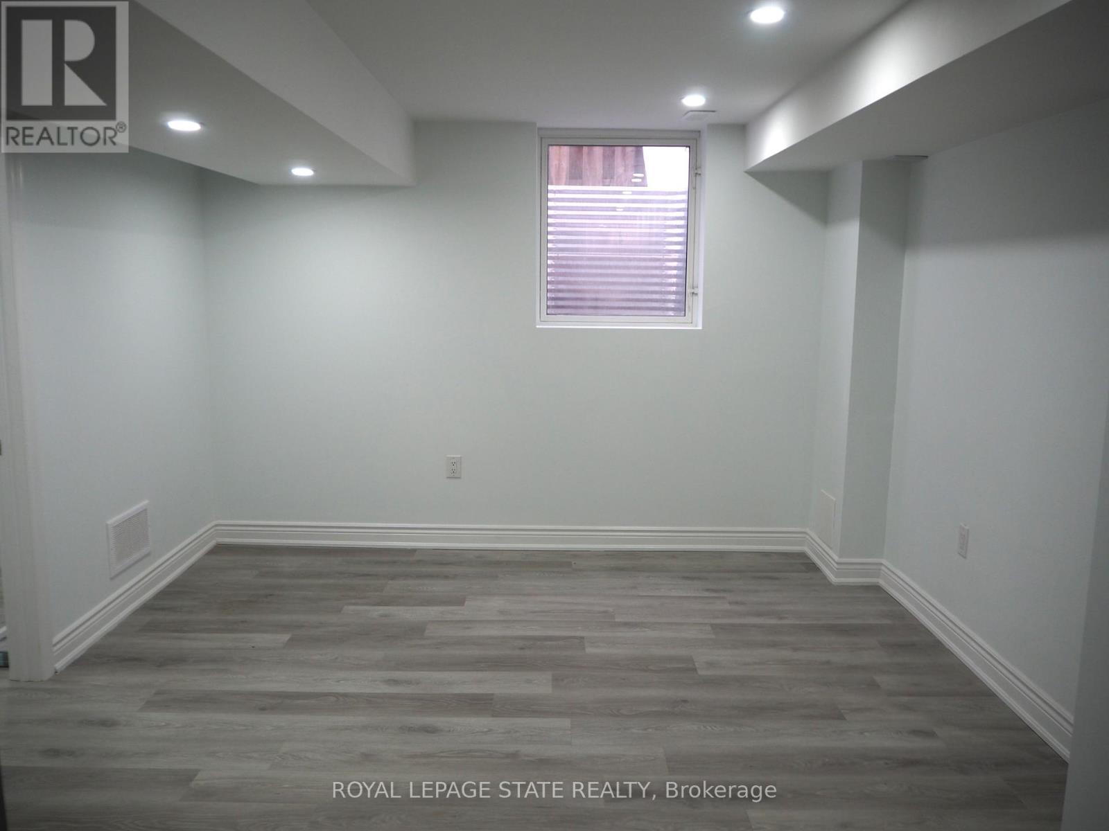 Bsmt - 8 Knowles Street, Hamilton, Ontario  L8K 3V5 - Photo 9 - X12636310