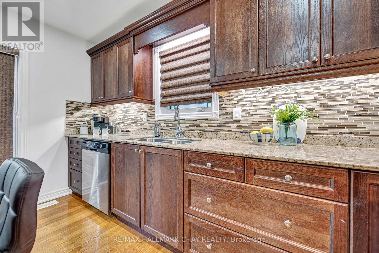 41 Bronze Crescent, Bradford West Gwillimbury, Ontario L3Z 0B1 - Photo 24 - N12636730