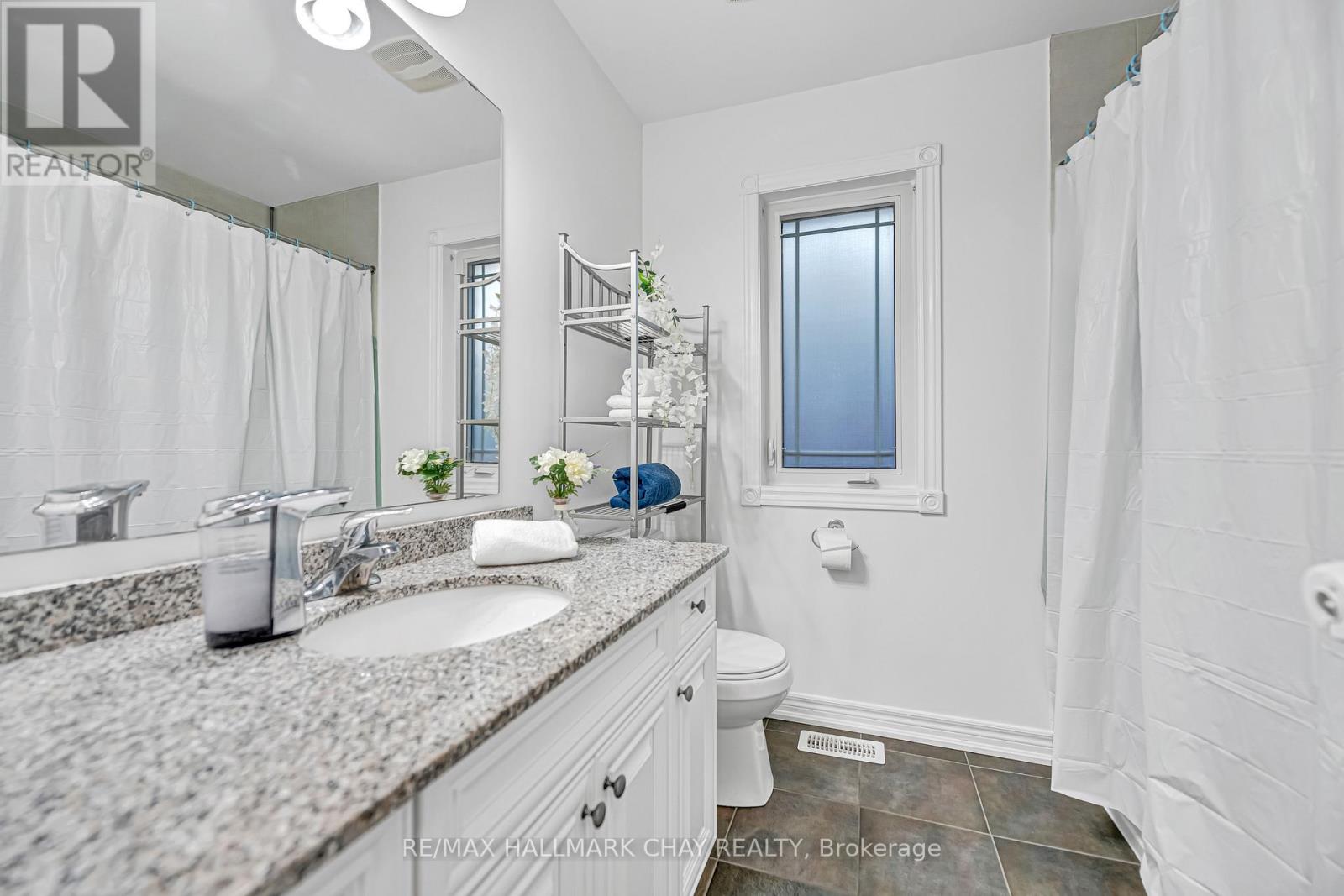 41 Bronze Crescent, Bradford West Gwillimbury, Ontario L3Z 0B1 - Photo 33 - N12636730