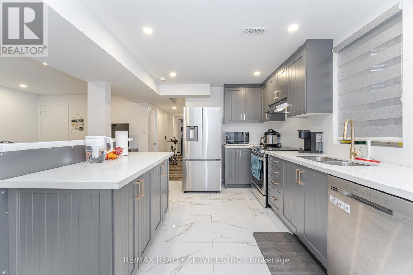 17 Averill Road, Brampton, Ontario L7A 5A7 - Photo 36 - W12636698