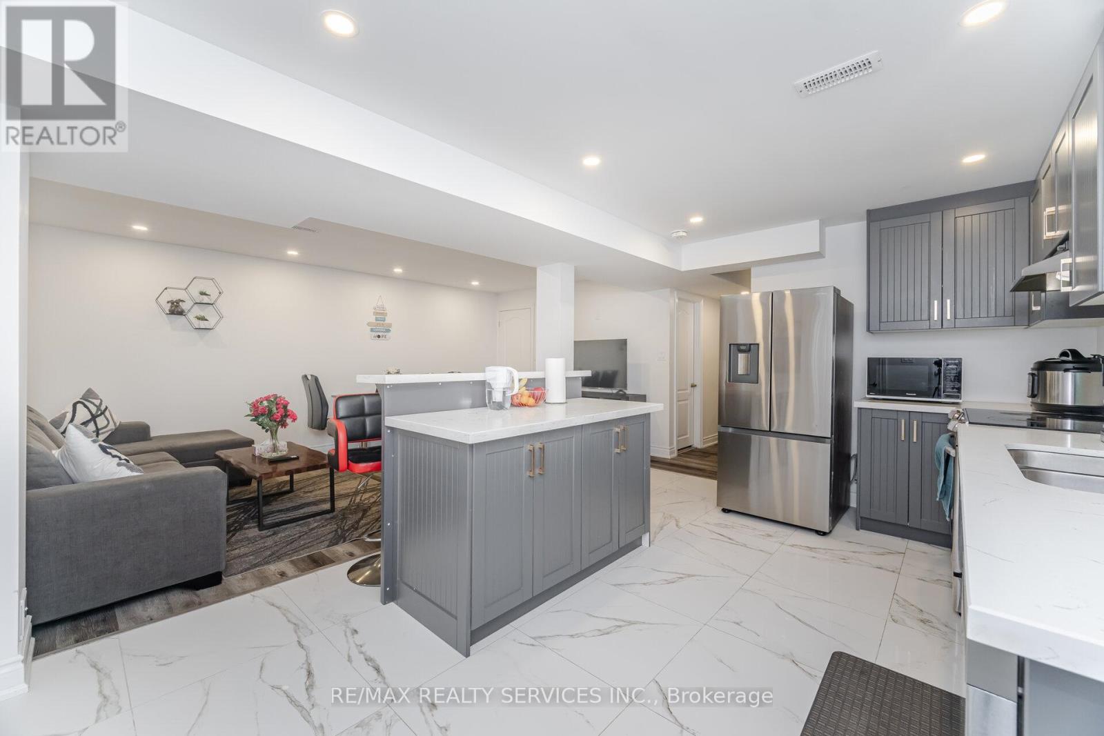 17 Averill Road, Brampton, Ontario L7A 5A7 - Photo 38 - W12636698