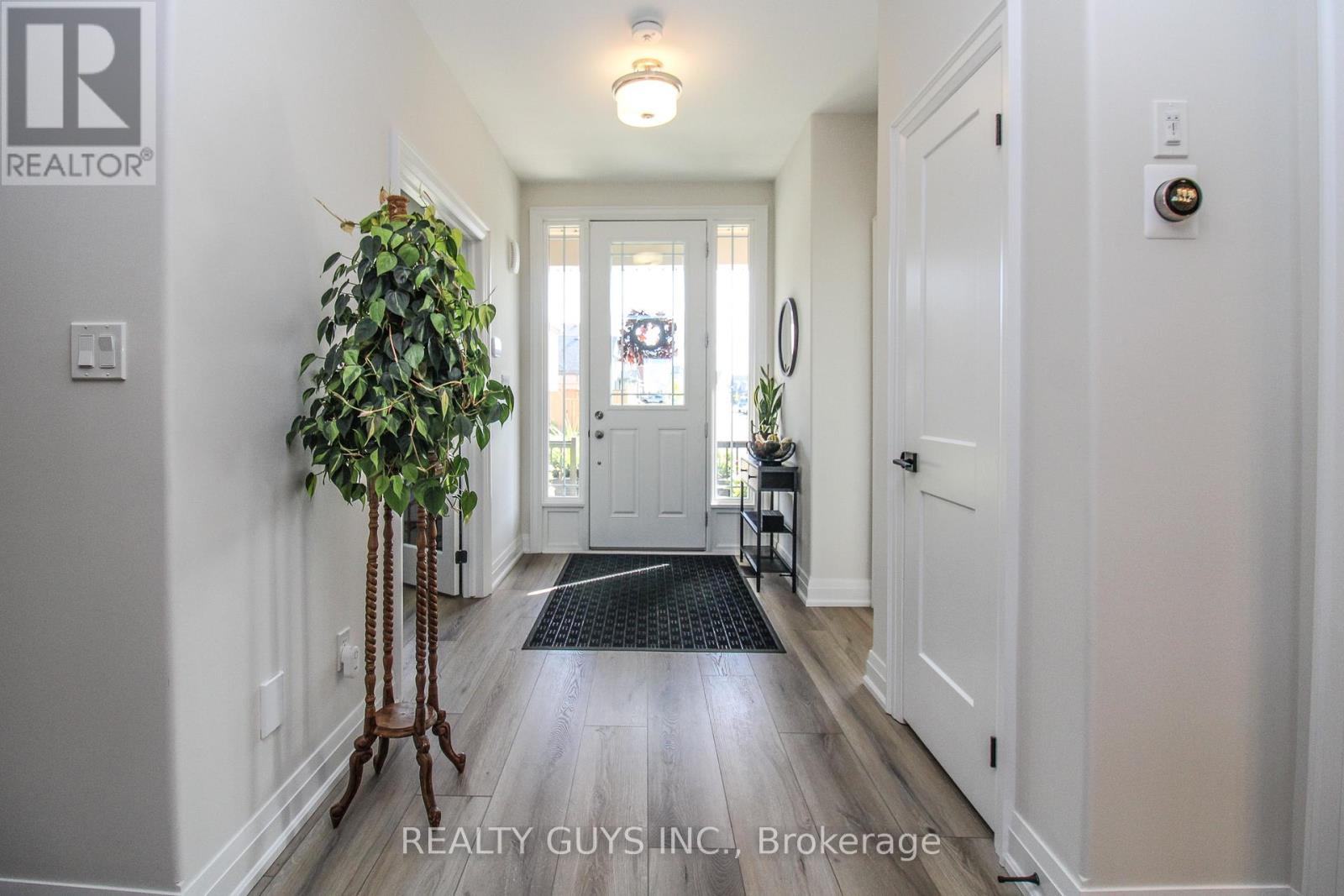 322 Cullen Trail, Peterborough, Ontario  K9H 0J9 - Photo 7 - X12636780