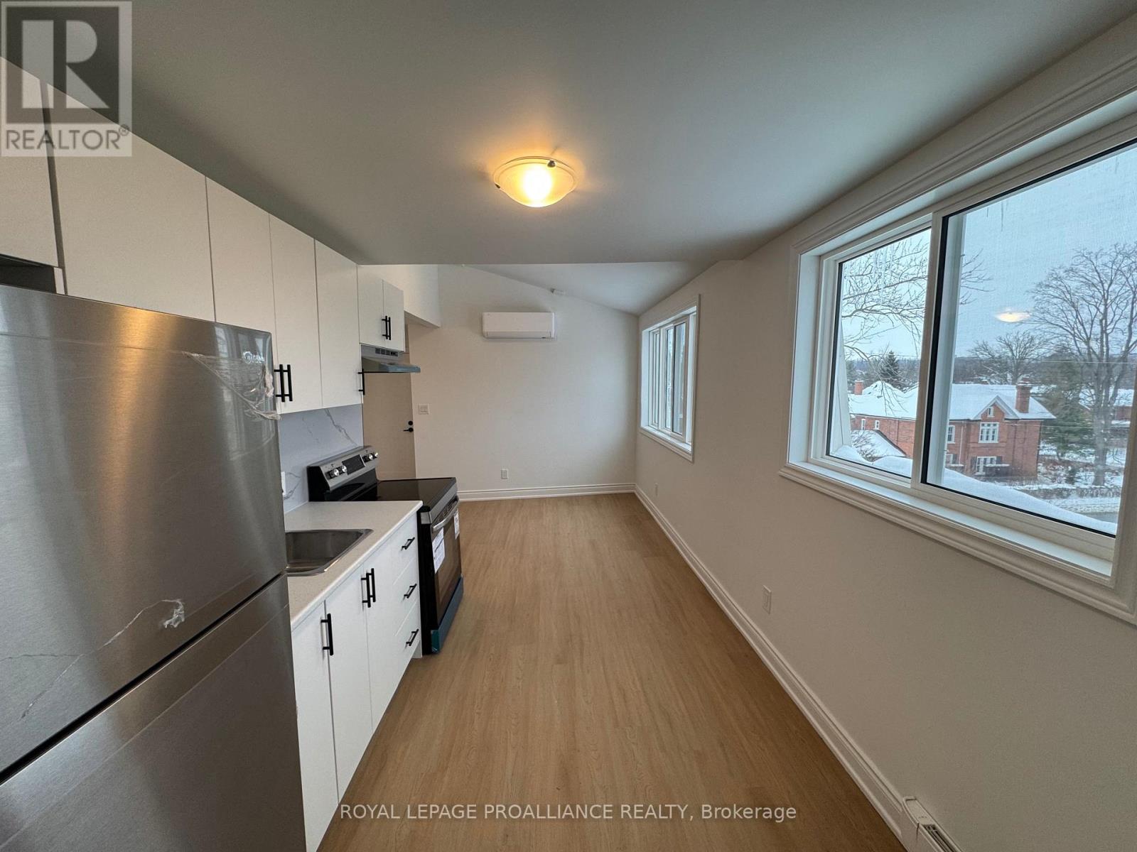 #5 - 380 Park Street N, Peterborough, Ontario  K9H 4P8 - Photo 5 - X12636792