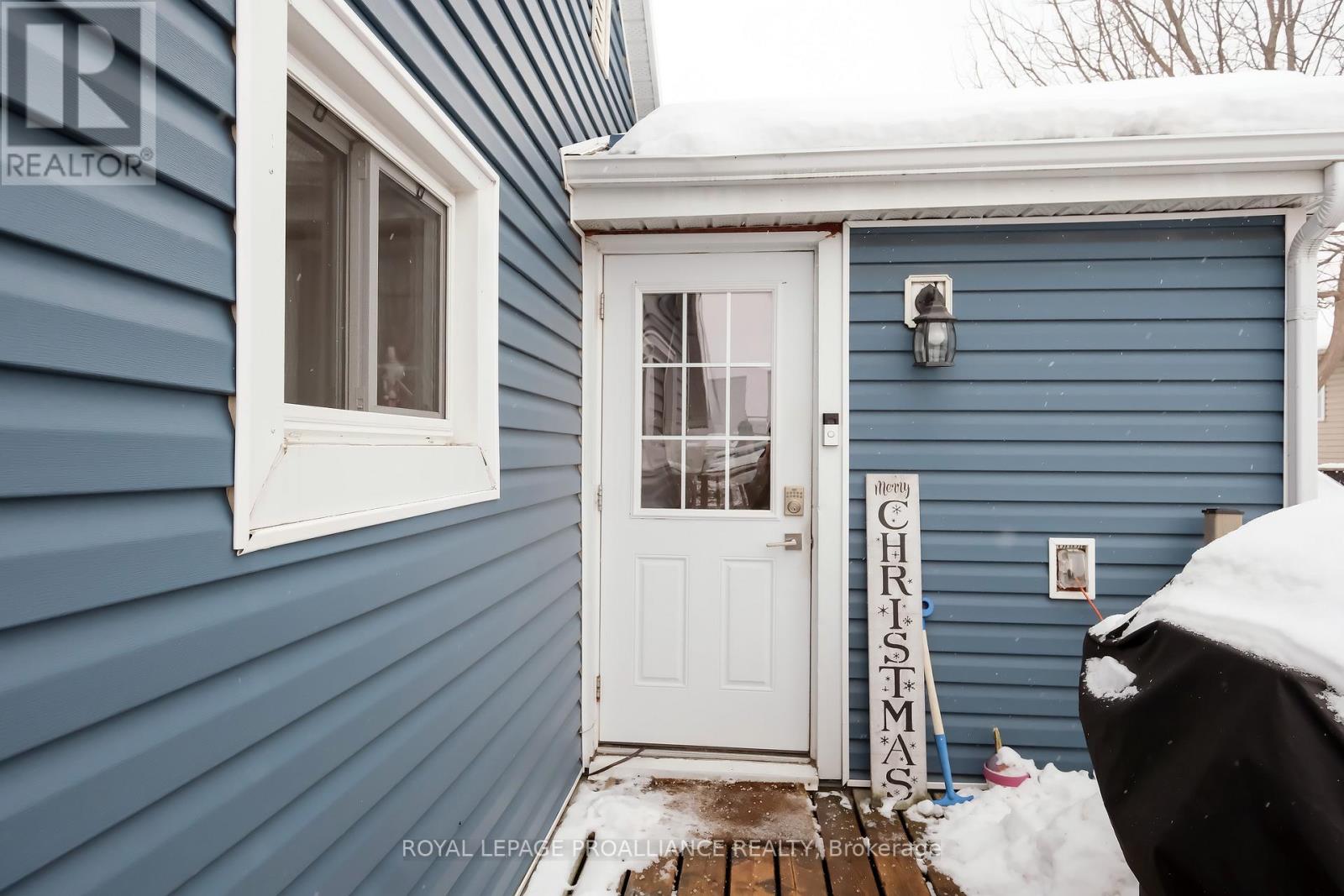 48 Bentinck Street W, Quinte West, Ontario  K8V 4E3 - Photo 5 - X12636830