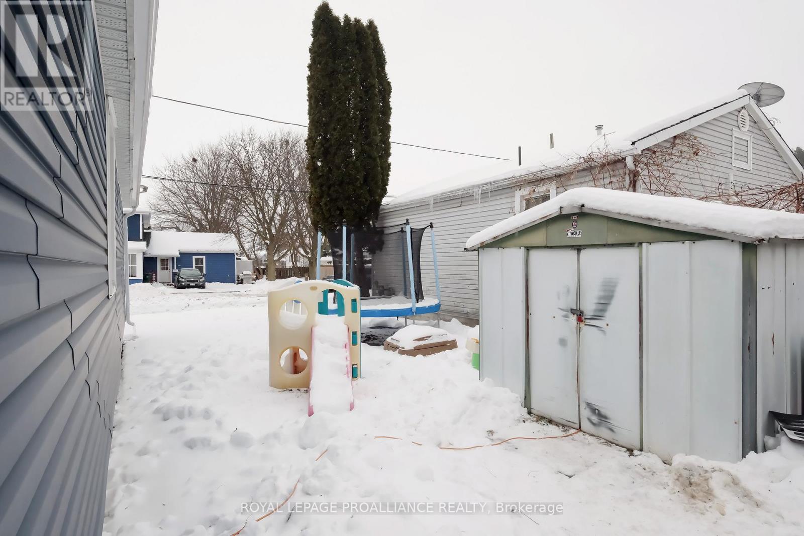 48 Bentinck Street W, Quinte West, Ontario  K8V 4E3 - Photo 6 - X12636830