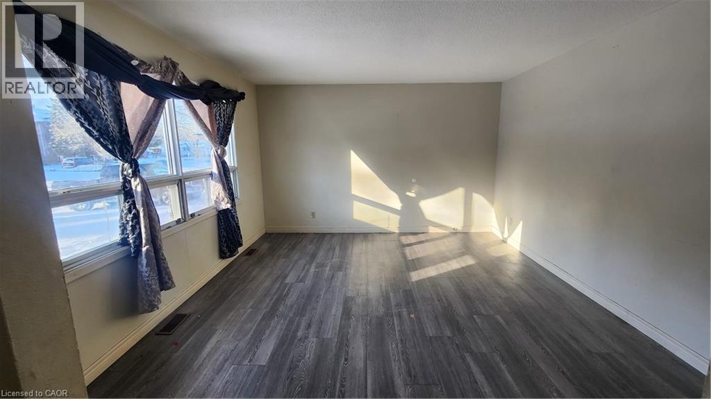 57-59 Oakwood Avenue, Simcoe, Ontario  N3Y 1H6 - Photo 2 - 40793585