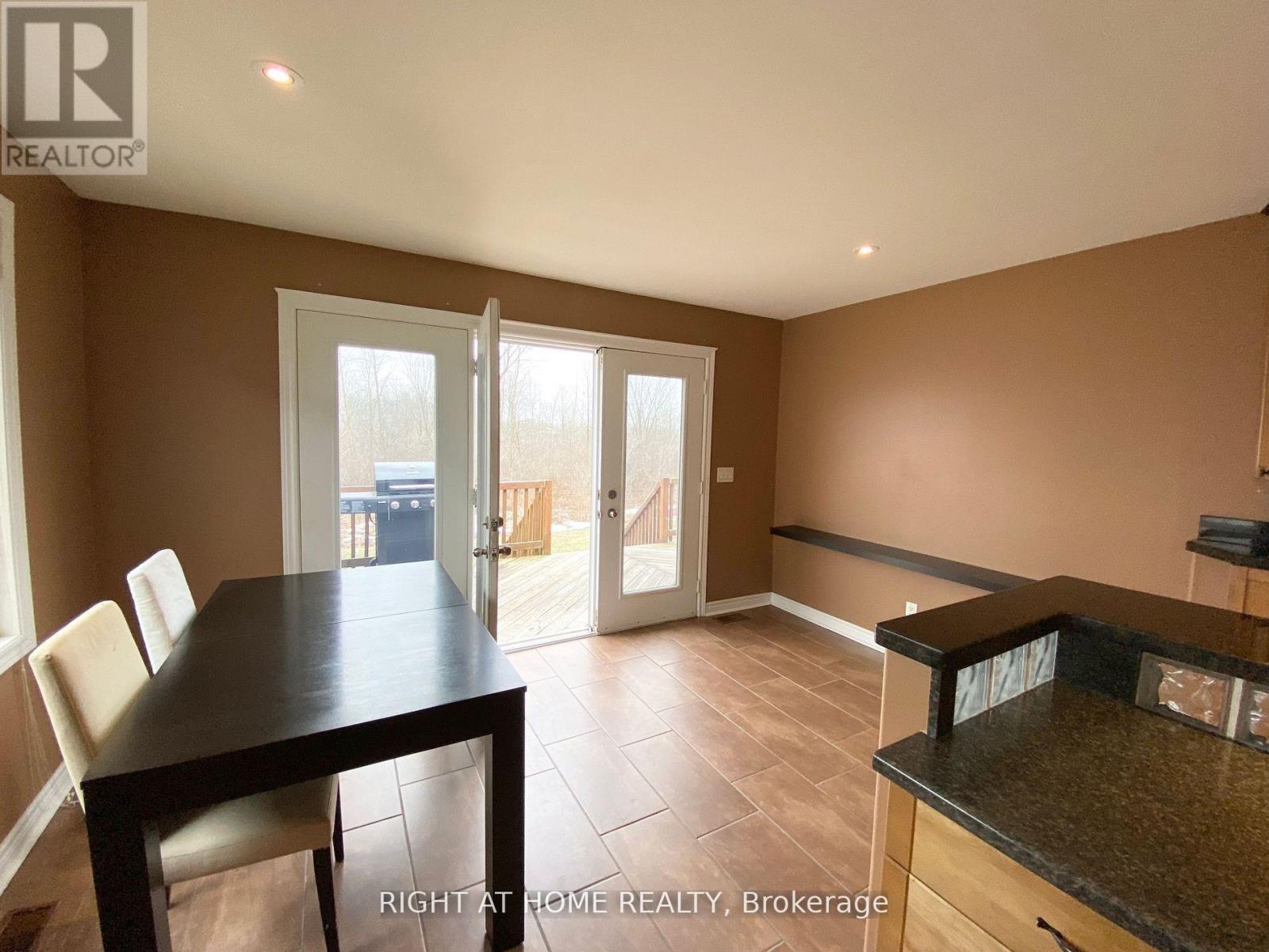 3640 Weinbrenner Road, Niagara Falls, Ontario  L2G 7Y4 - Photo 12 - X12636694