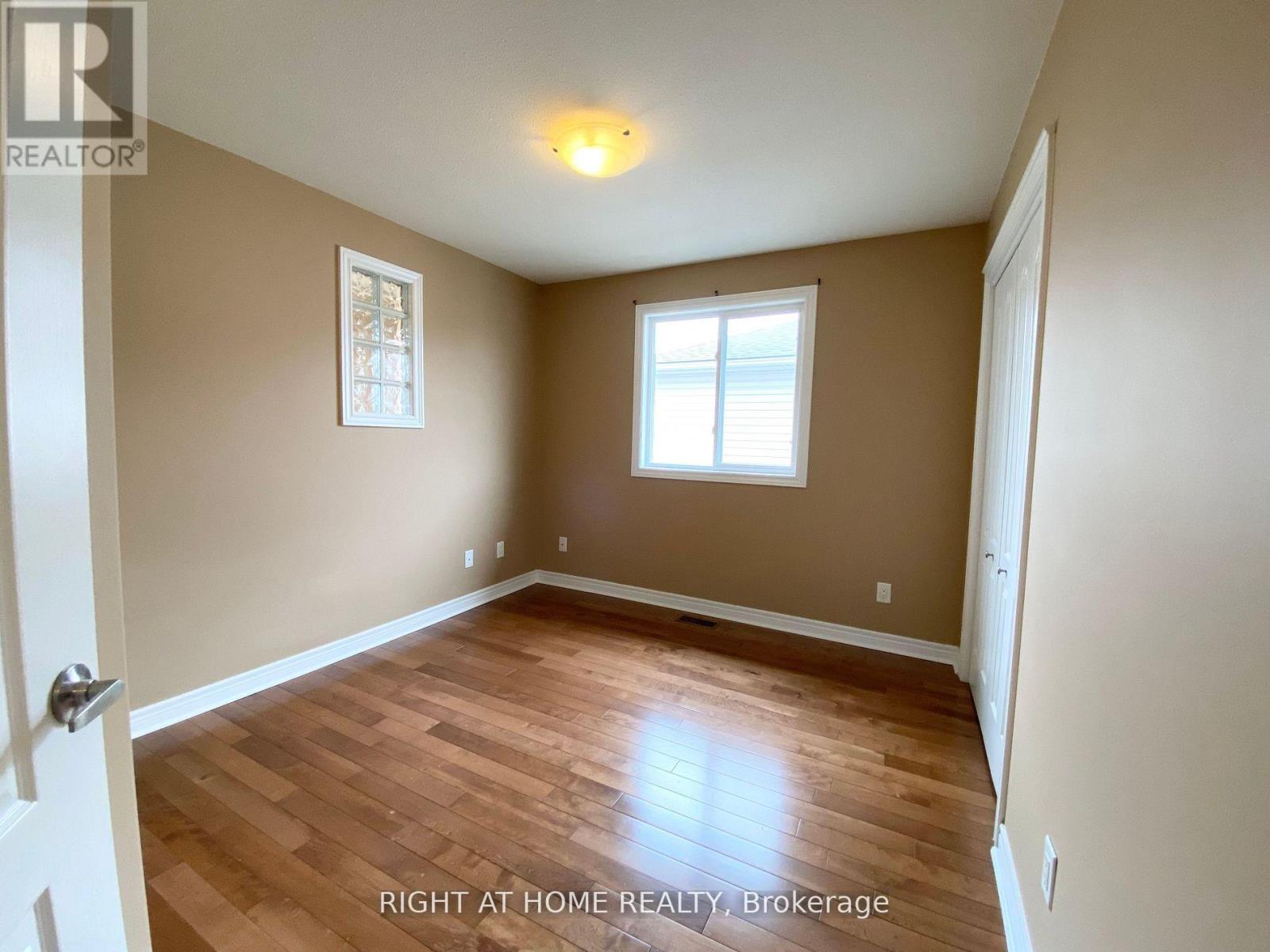 3640 Weinbrenner Road, Niagara Falls, Ontario  L2G 7Y4 - Photo 16 - X12636694