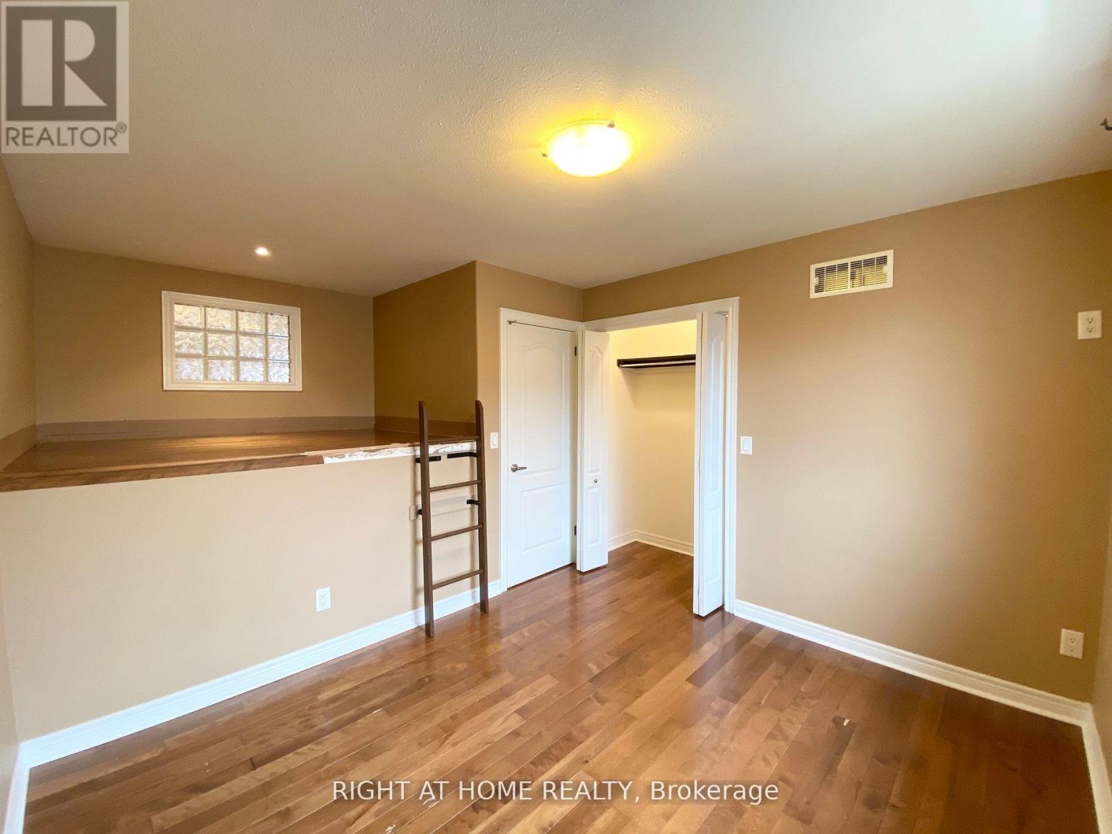 3640 Weinbrenner Road, Niagara Falls, Ontario  L2G 7Y4 - Photo 17 - X12636694