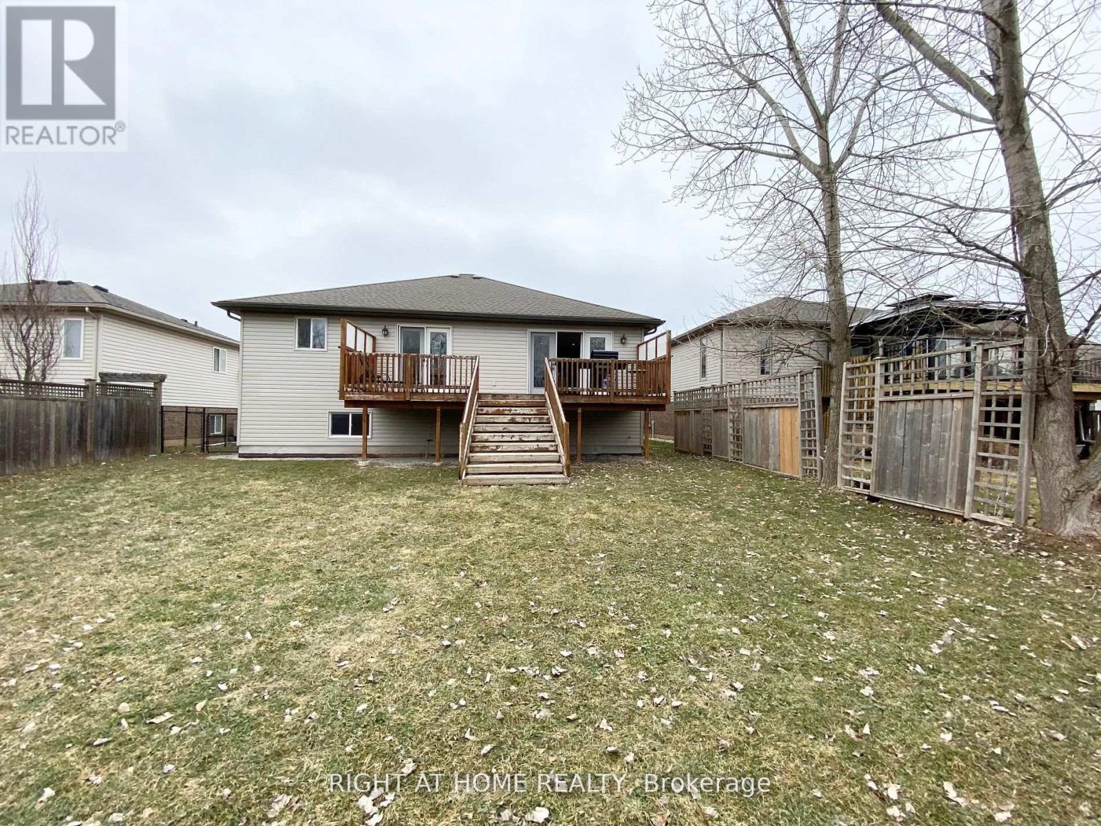 3640 Weinbrenner Road, Niagara Falls, Ontario  L2G 7Y4 - Photo 19 - X12636694