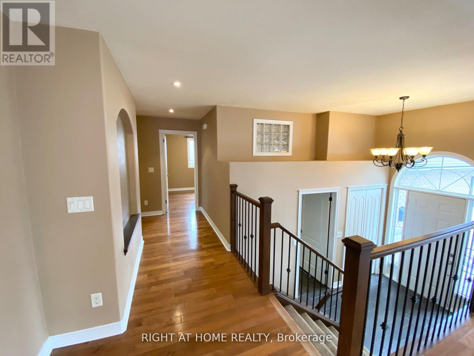 3640 Weinbrenner Road, Niagara Falls, Ontario  L2G 7Y4 - Photo 5 - X12636694