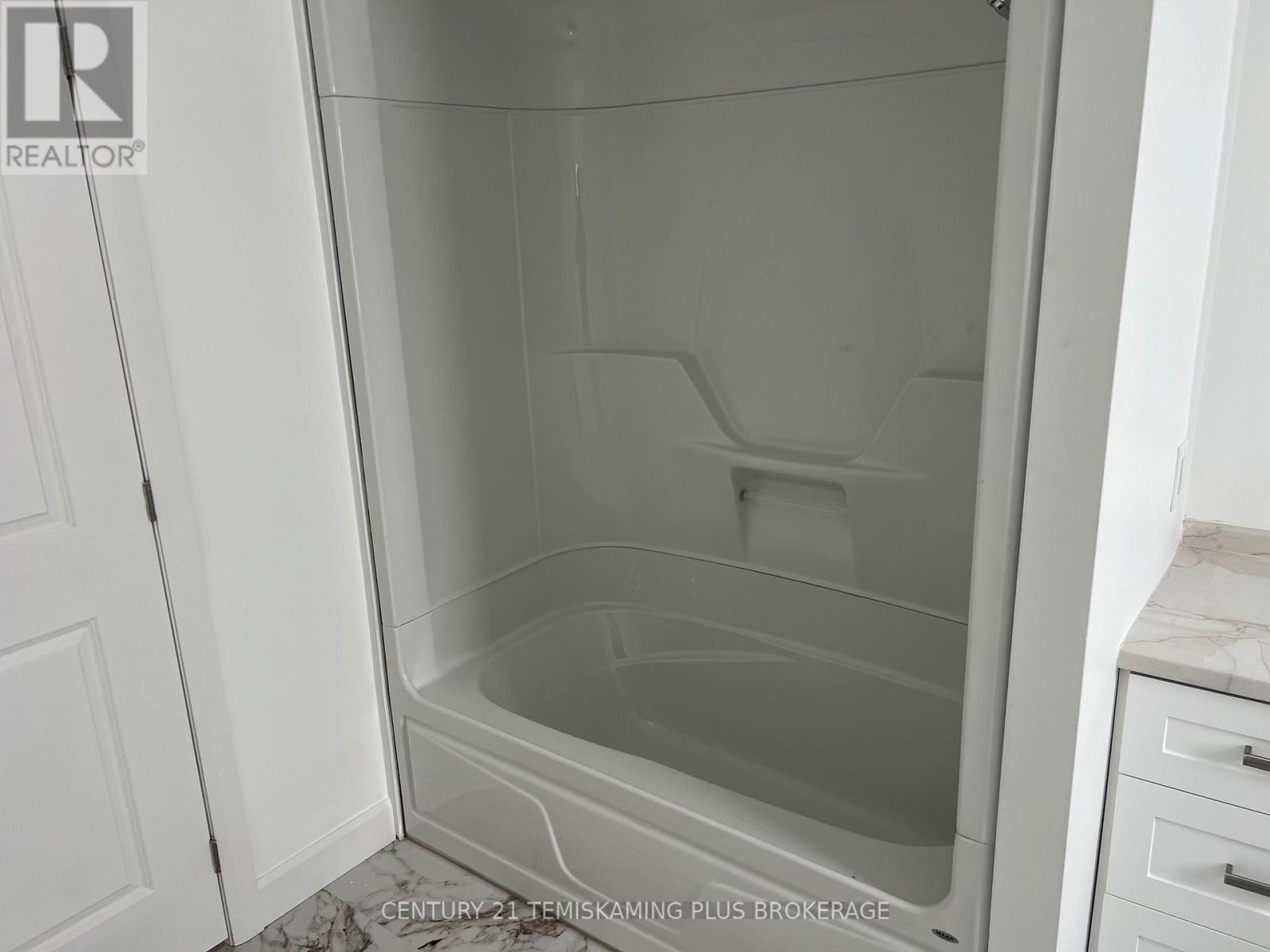 40 Tenth Avenue S, Armstrong, Ontario  P0J 1E0 - Photo 15 - T12636824