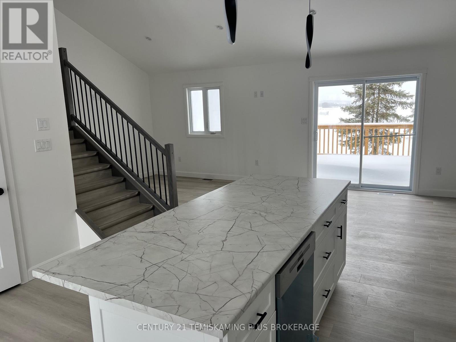 40 Tenth Avenue S, Armstrong, Ontario  P0J 1E0 - Photo 9 - T12636824