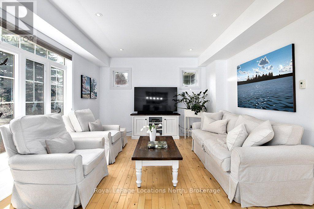 1 - 108 Landry Lane, Blue Mountains, Ontario  N0H 2P0 - Photo 5 - X12403116