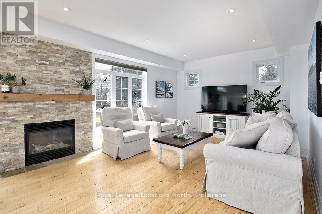 1 - 108 Landry Lane, Blue Mountains, Ontario  N0H 2P0 - Photo 4 - X12403116