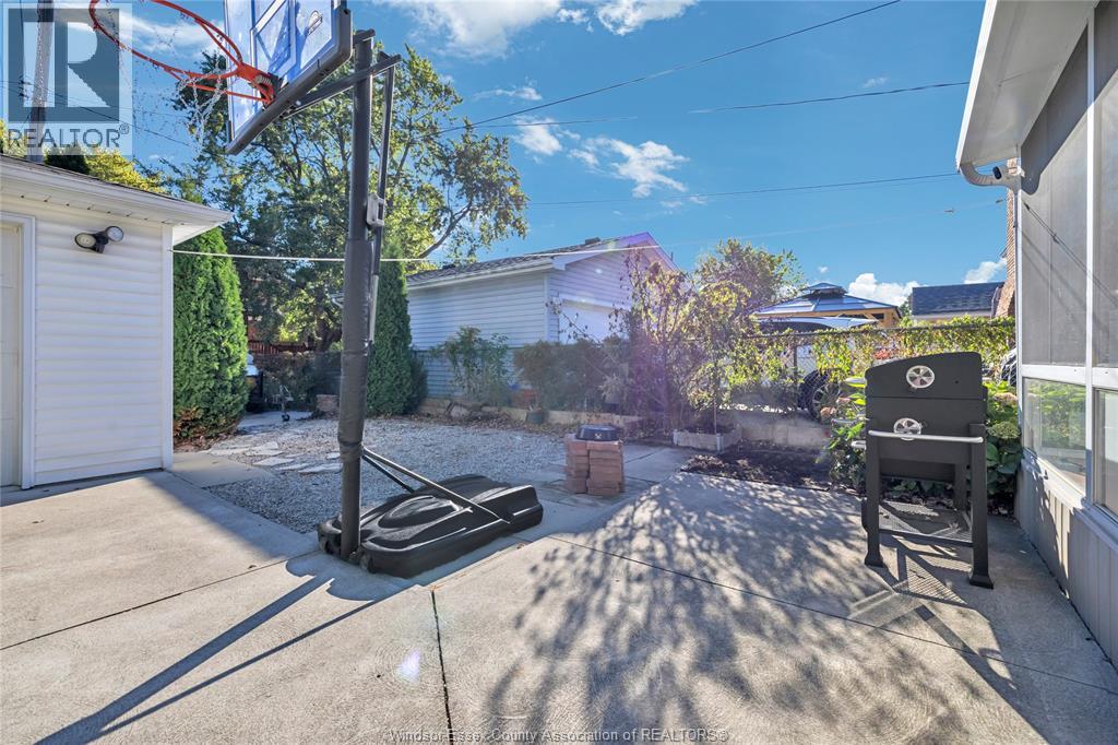 914 Thompson Boulevard, Windsor, Ontario N8S 2G8 - Photo 27 - 25031742