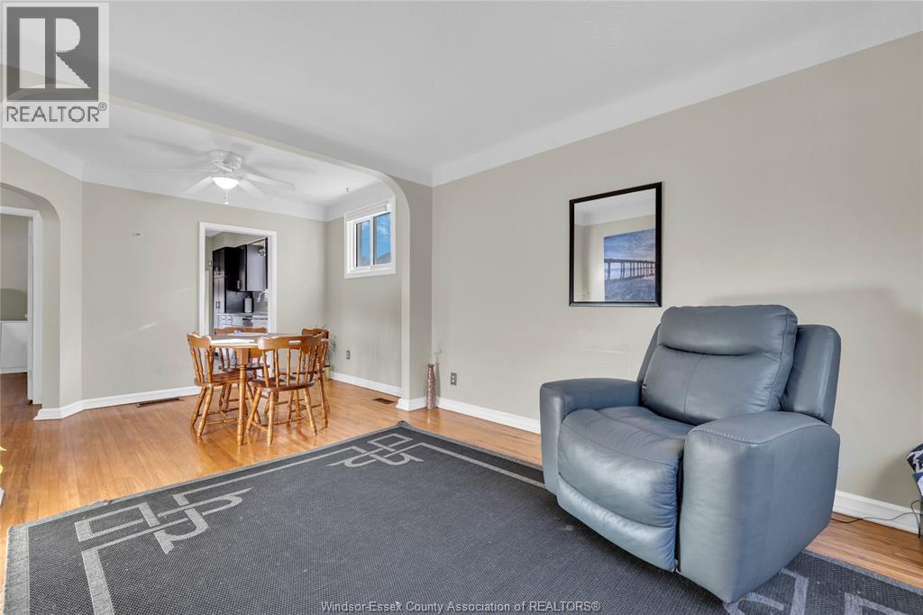 914 Thompson Boulevard, Windsor, Ontario N8S 2G8 - Photo 7 - 25031742