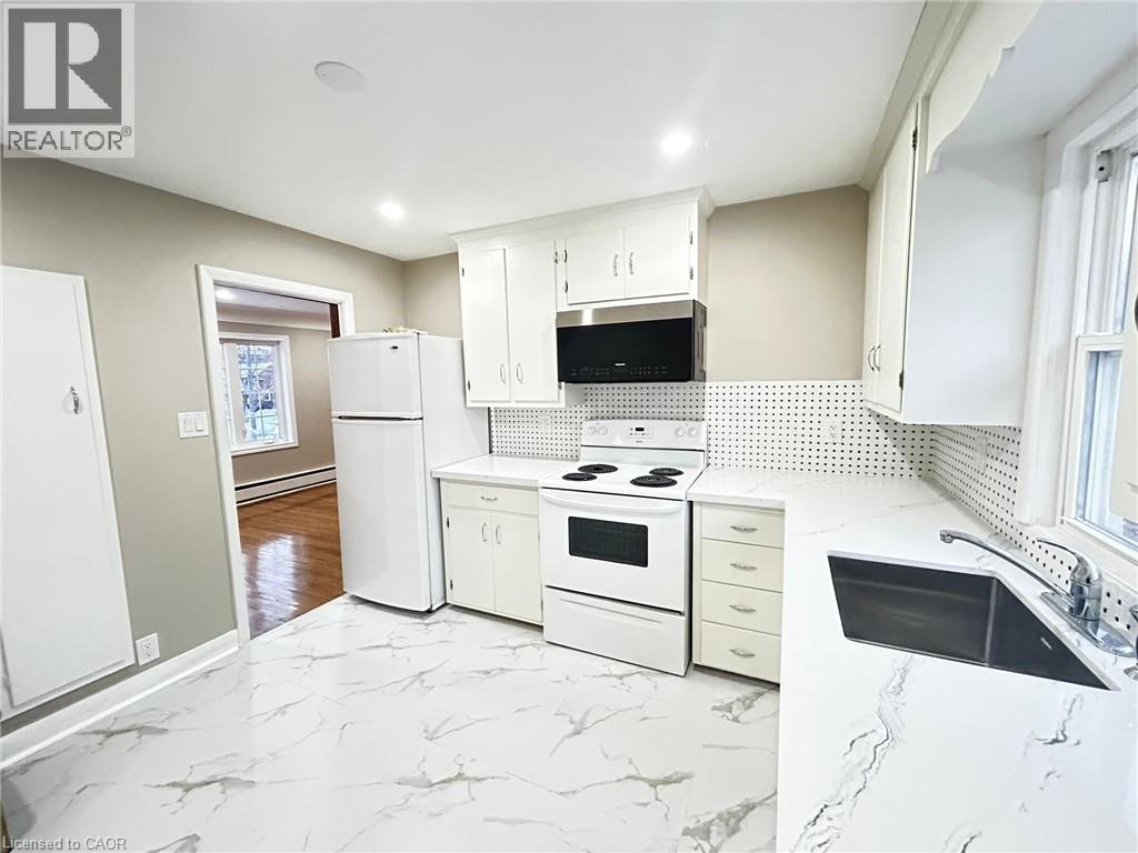 169 Chapel Street Unit# 4, Kitchener, Ontario  N2H 2T8 - Photo 5 - 40793767