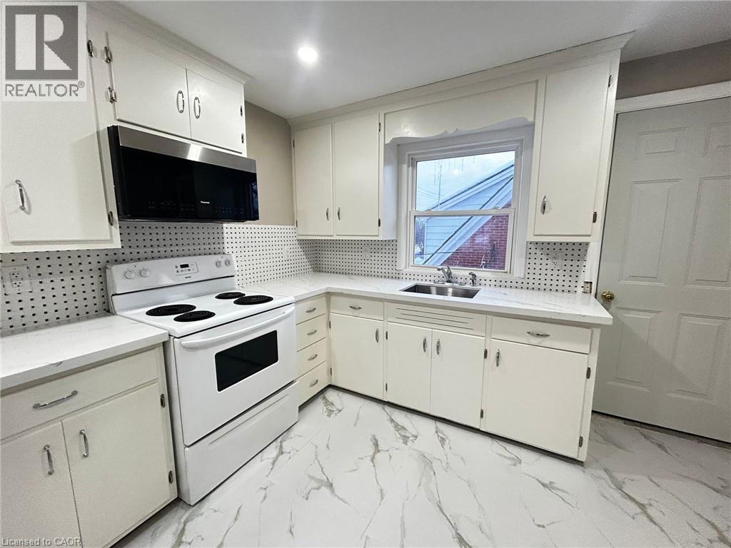 169 Chapel Street Unit# 4, Kitchener, Ontario  N2H 2T8 - Photo 6 - 40793767