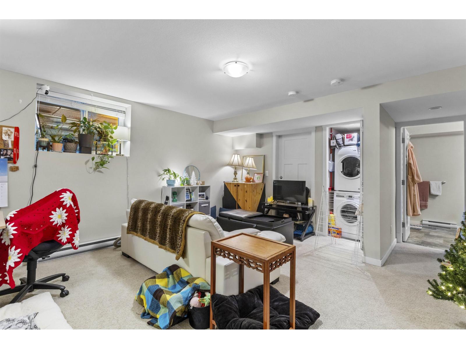 27557 27a Avenue, Langley, British Columbia  V4W 0C4 - Photo 32 - R3074098