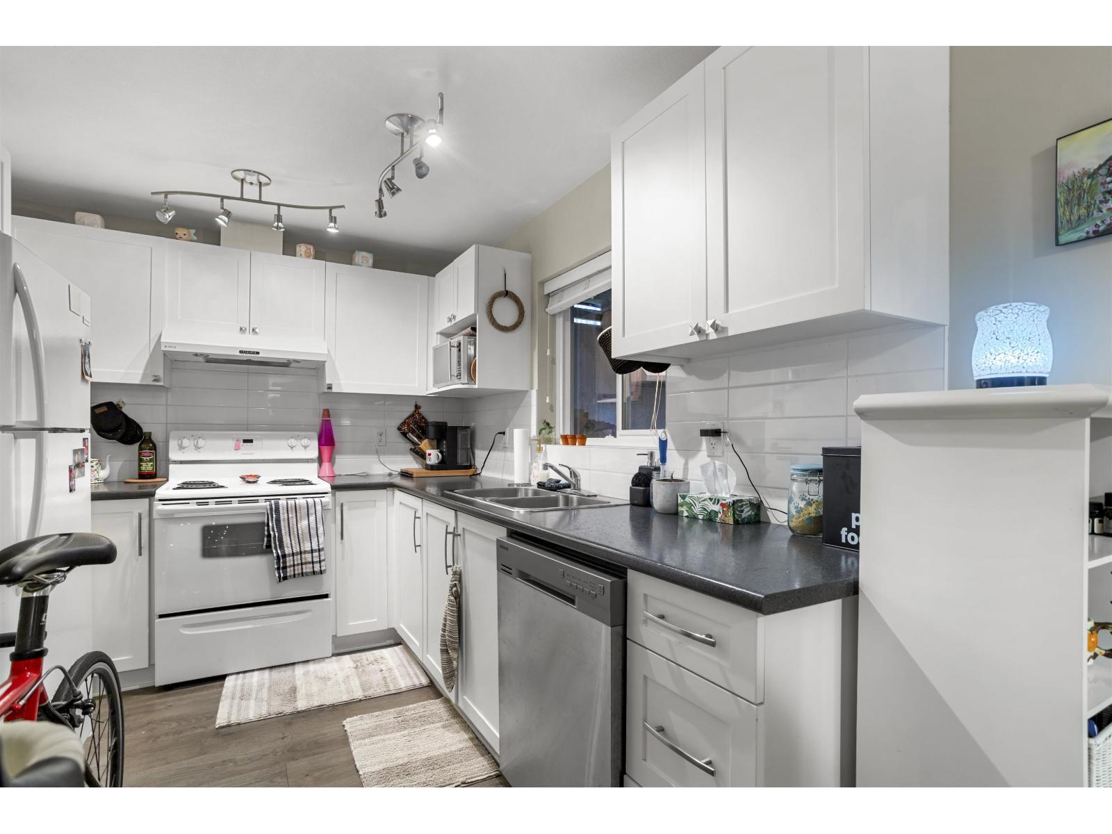 27557 27a Avenue, Langley, British Columbia  V4W 0C4 - Photo 35 - R3074098