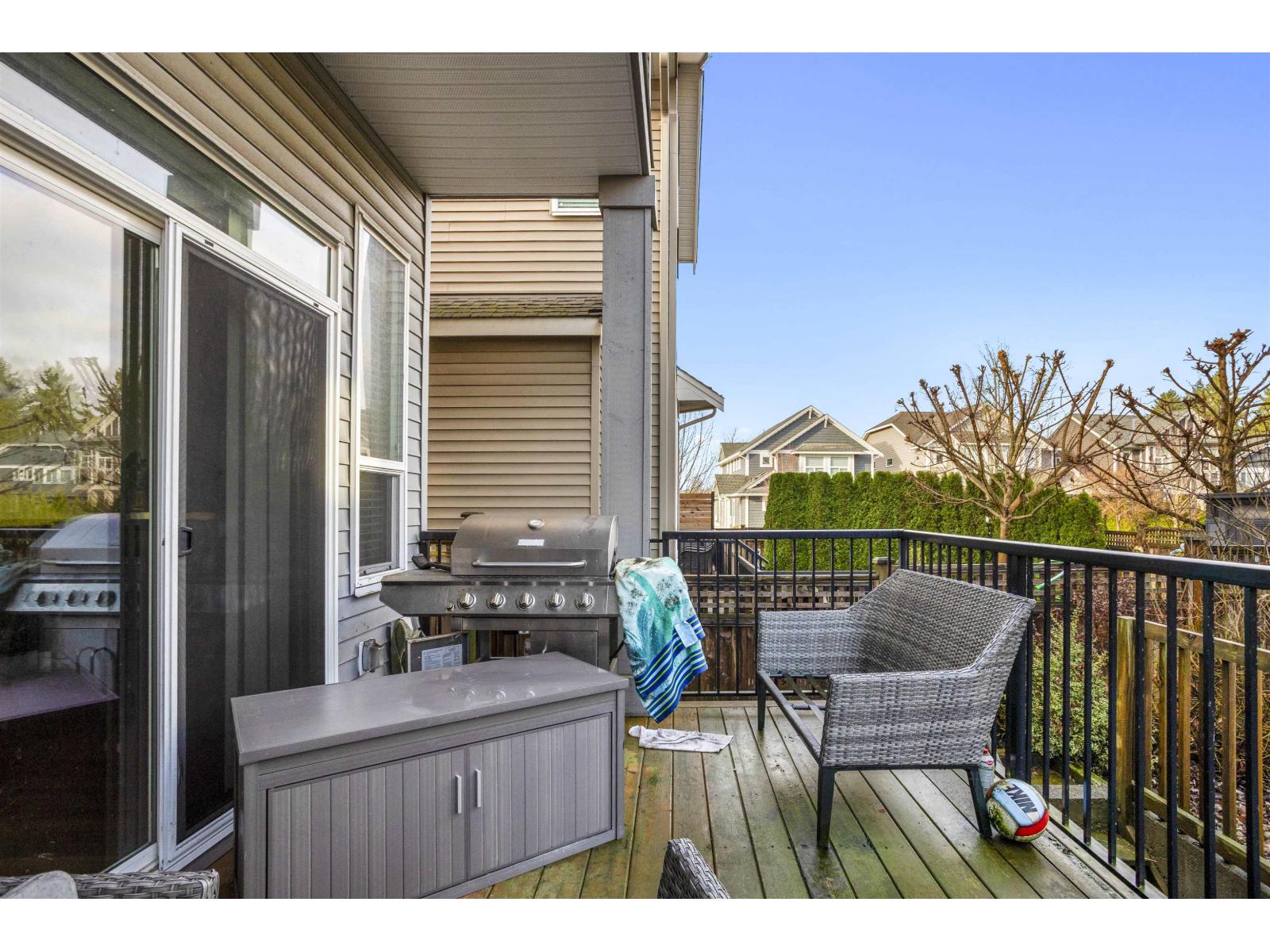 27557 27a Avenue, Langley, British Columbia  V4W 0C4 - Photo 38 - R3074098