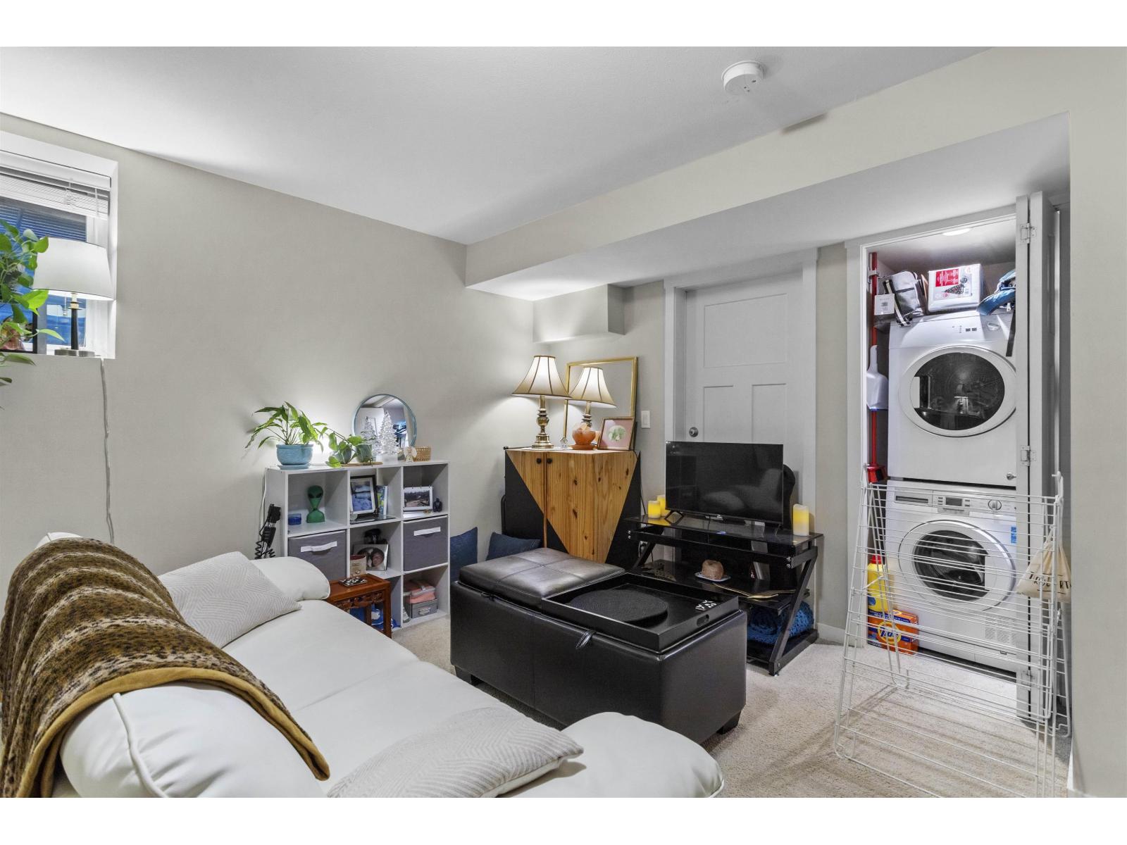 27557 27a Avenue, Langley, British Columbia  V4W 0C4 - Photo 33 - R3074098