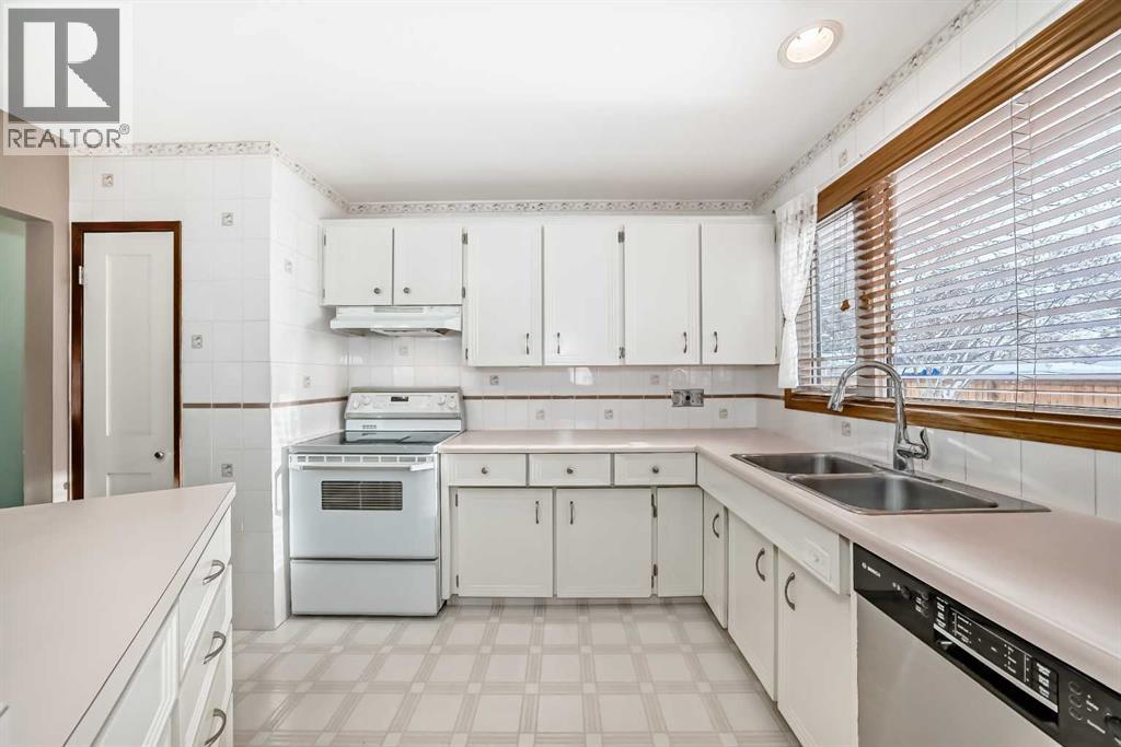 332 Wascana Crescent Se, Calgary, Alberta  T2J 1H5 - Photo 11 - A2272957