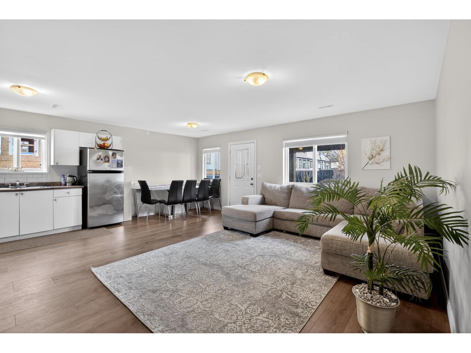 32747 Lightbody Court, Mission, British Columbia  V4S 0A7 - Photo 10 - R3073634