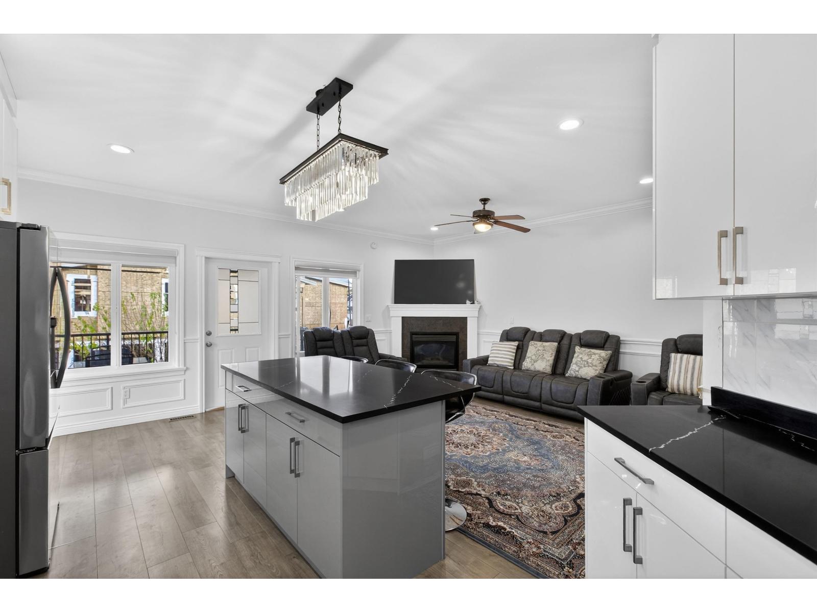 32747 Lightbody Court, Mission, British Columbia  V4S 0A7 - Photo 5 - R3073634